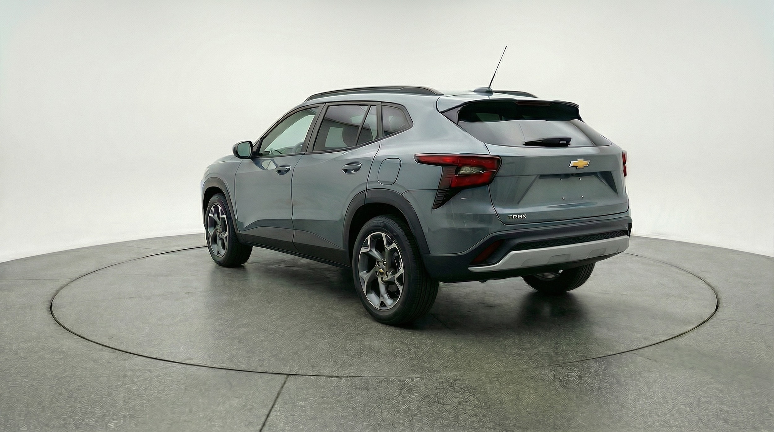 Thumbnail: 2025 Chevrolet Trax - 5