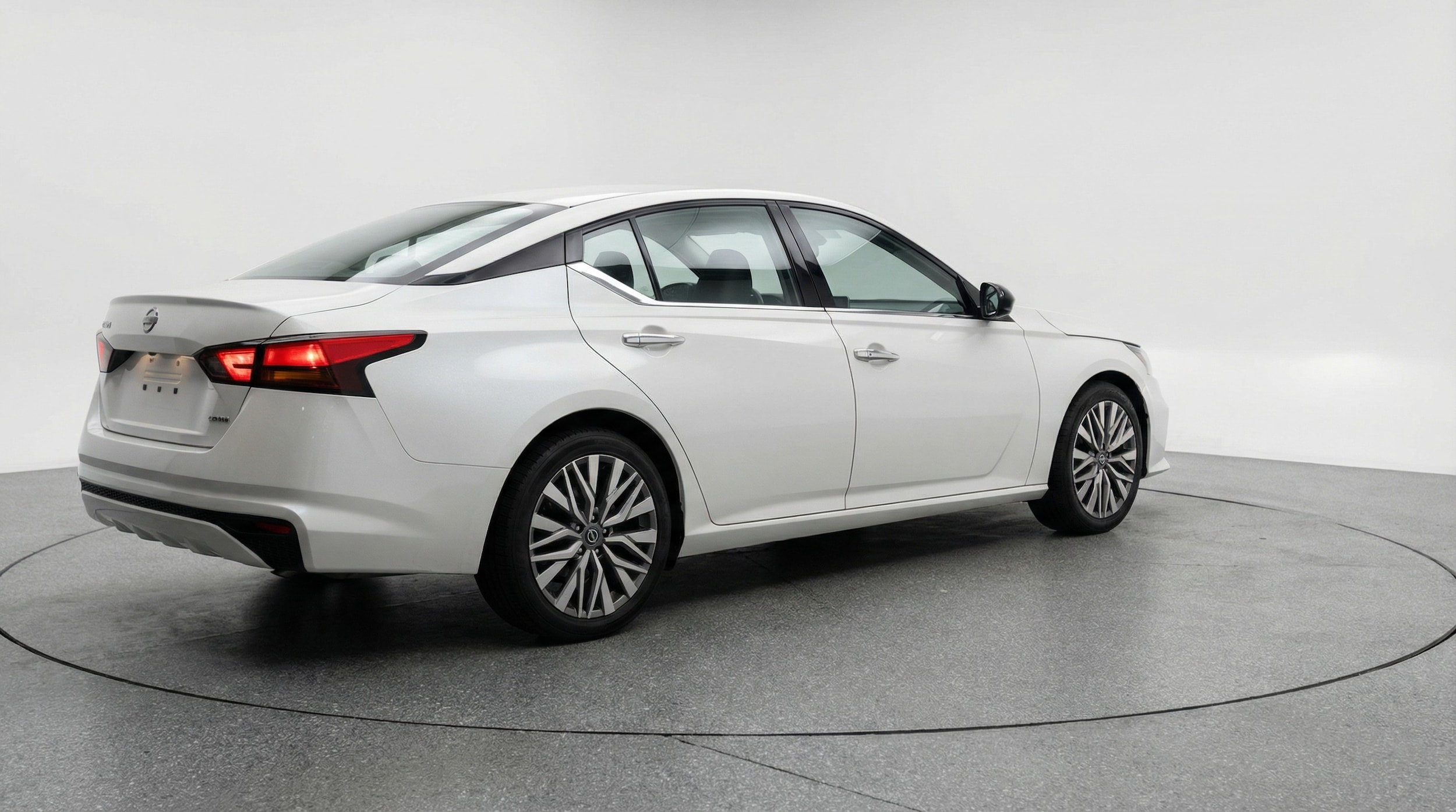 Thumbnail: 2025 Nissan Altima - 7