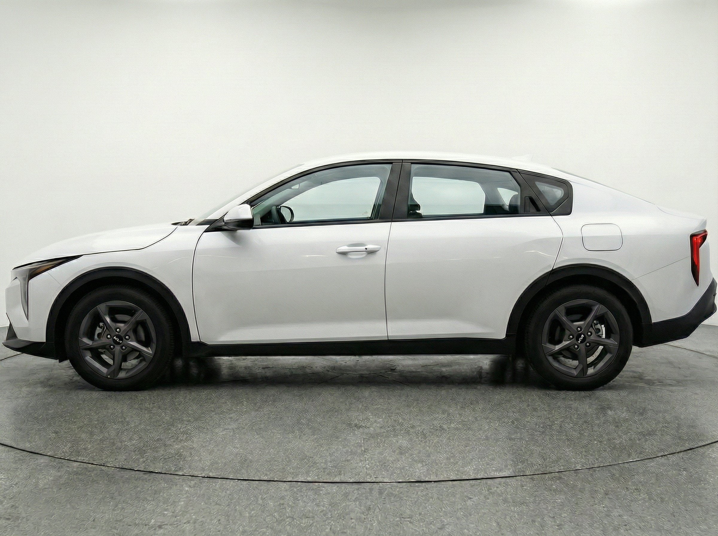 Thumbnail: 2025 Kia K4 - 5
