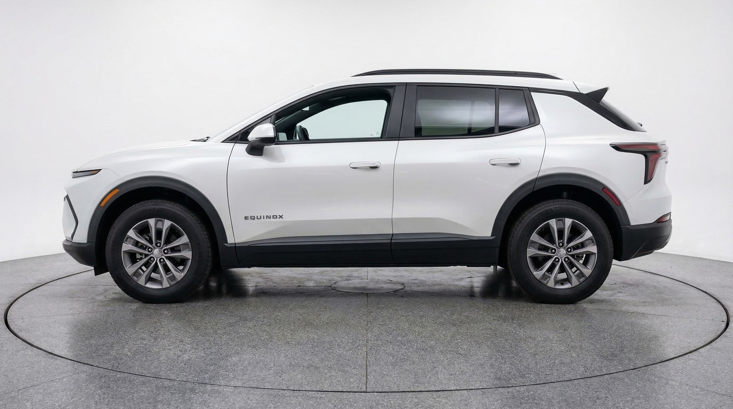 Thumbnail: 2025 Chevrolet Equinox - 4