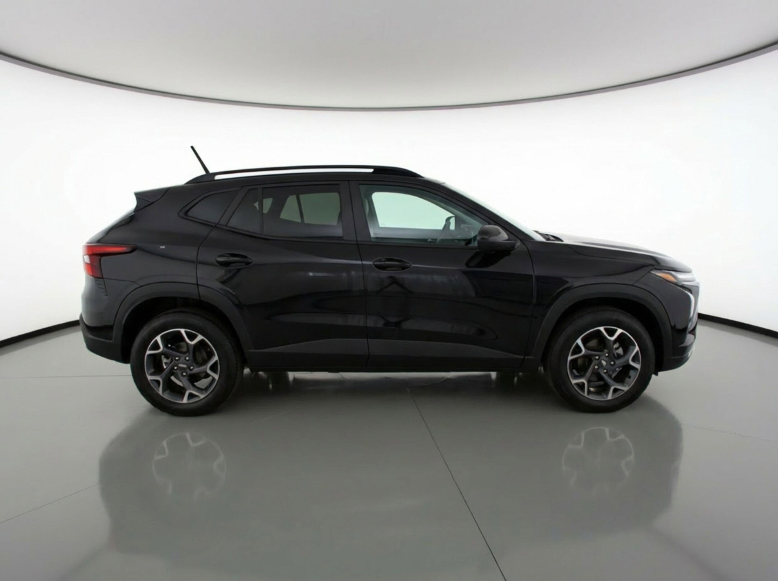 Thumbnail: 2025 Chevrolet Trax - 11