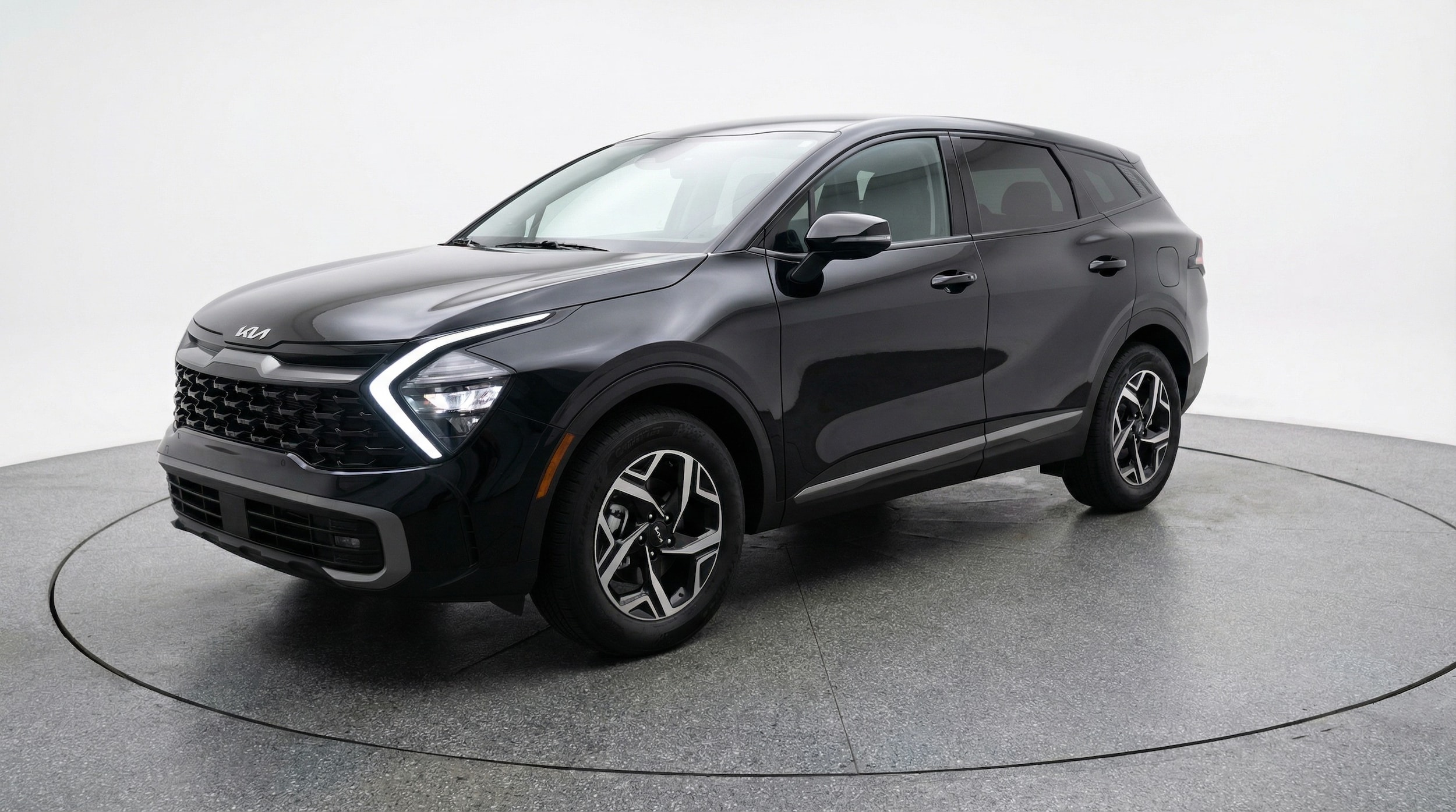 Thumbnail: 2025 Kia Sportage - 3