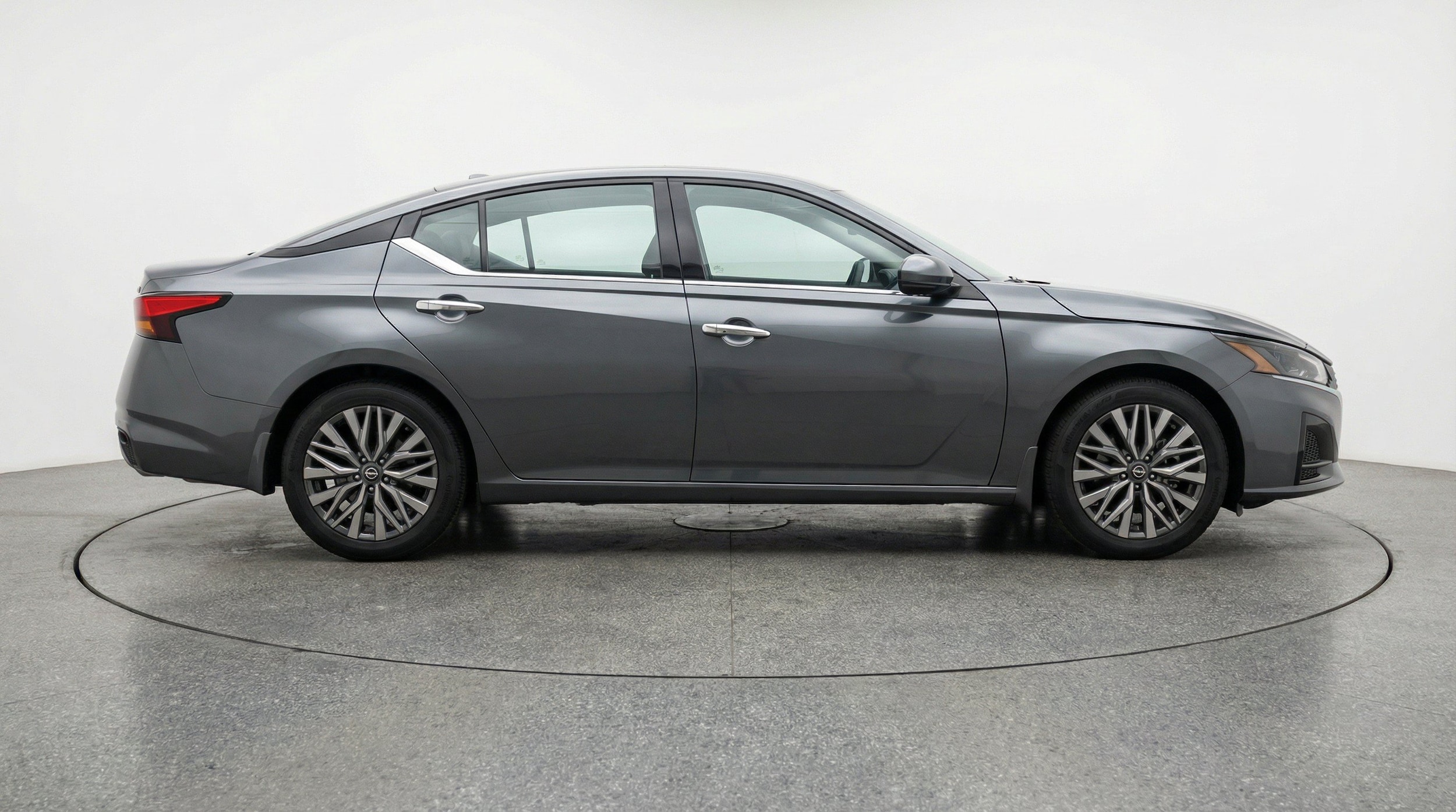Thumbnail: 2025 Nissan Altima - 11