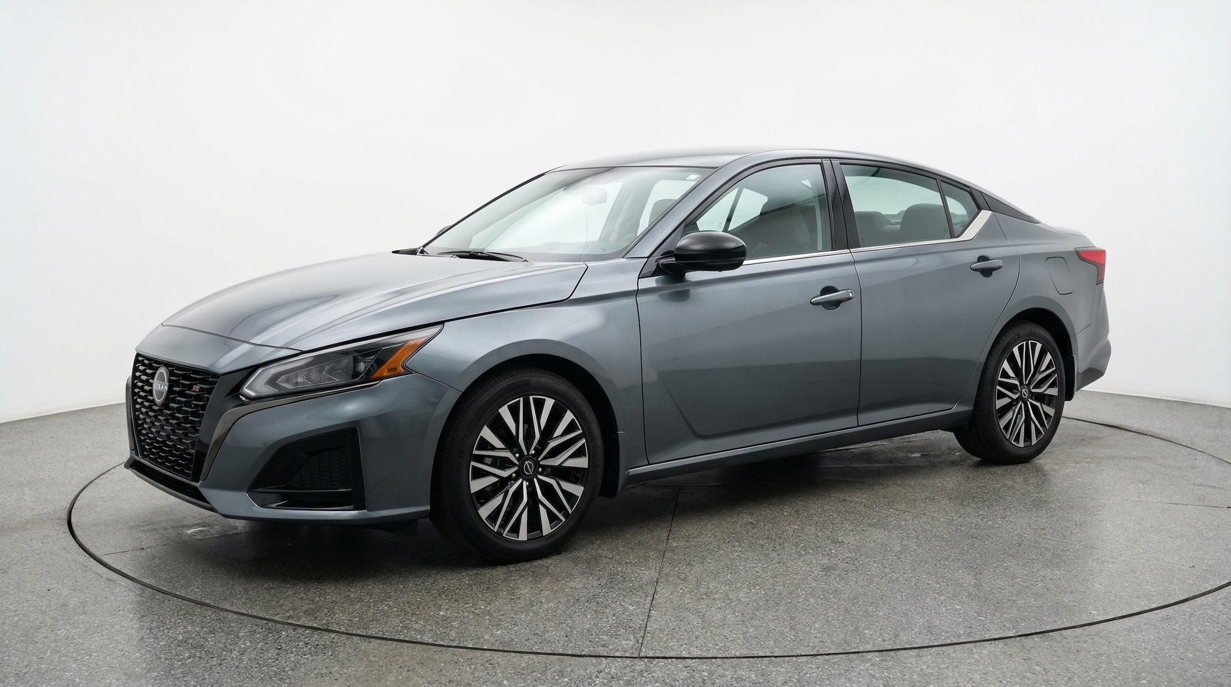 Thumbnail: 2025 Nissan Altima - 3