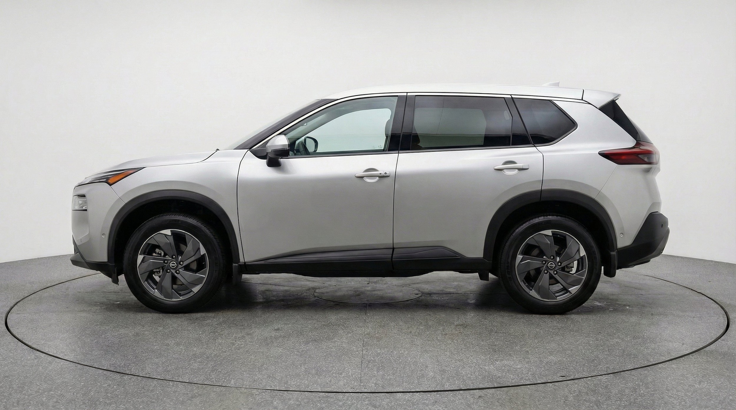 Thumbnail: 2025 Nissan Rogue - 5