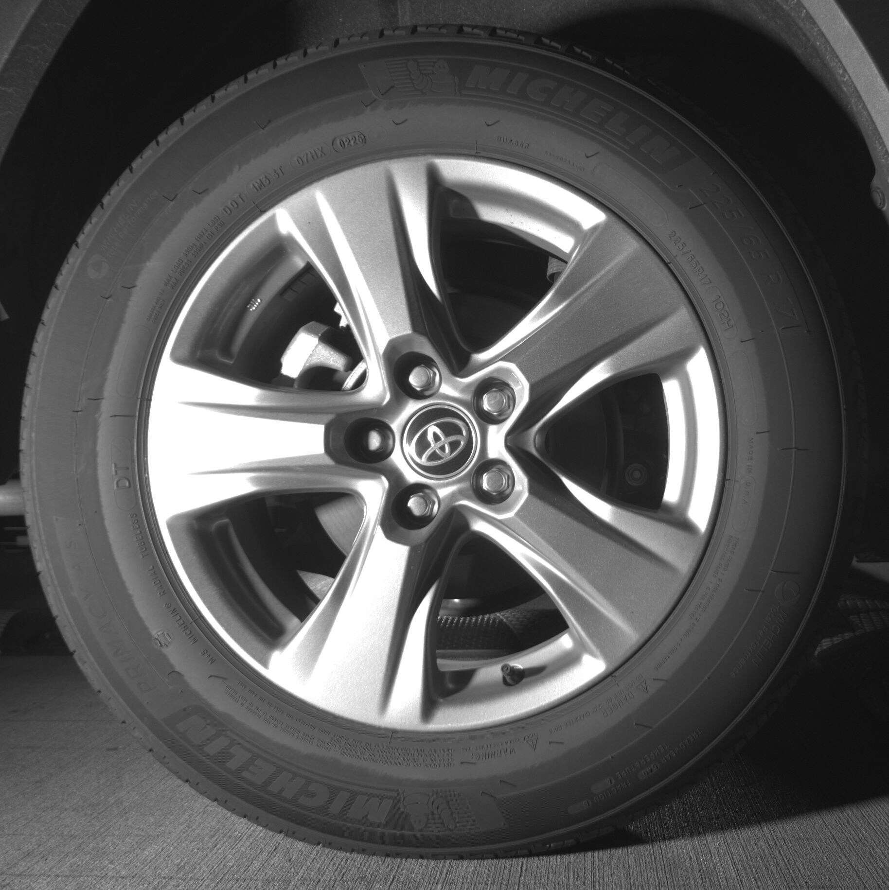 Thumbnail: 2025 Toyota RAV4 - 12