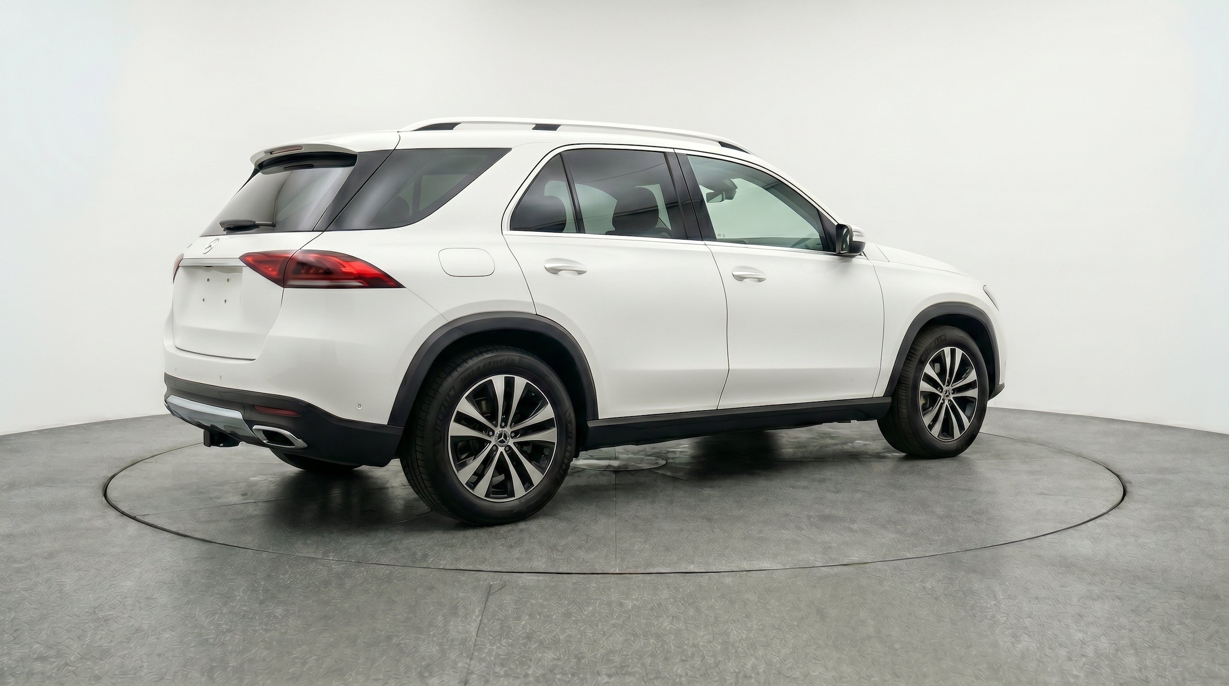 Thumbnail: 2026 Mercedes-Benz GLE - 9