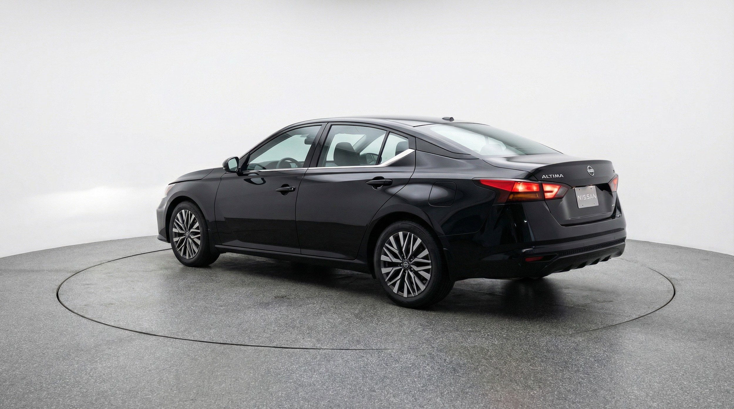 Thumbnail: 2025 Nissan Altima - 6