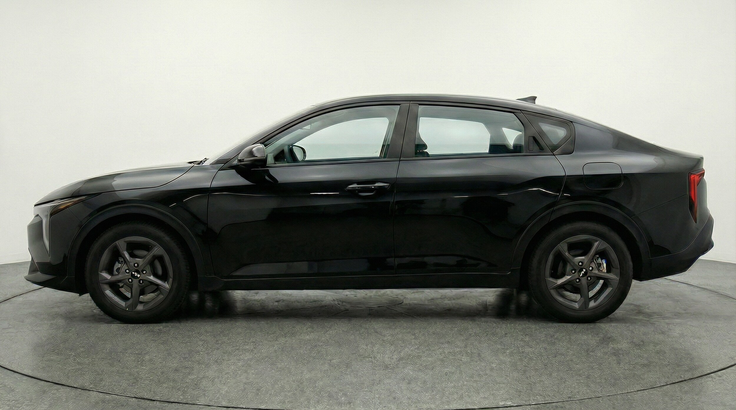 Thumbnail: 2025 Kia K4 - 4