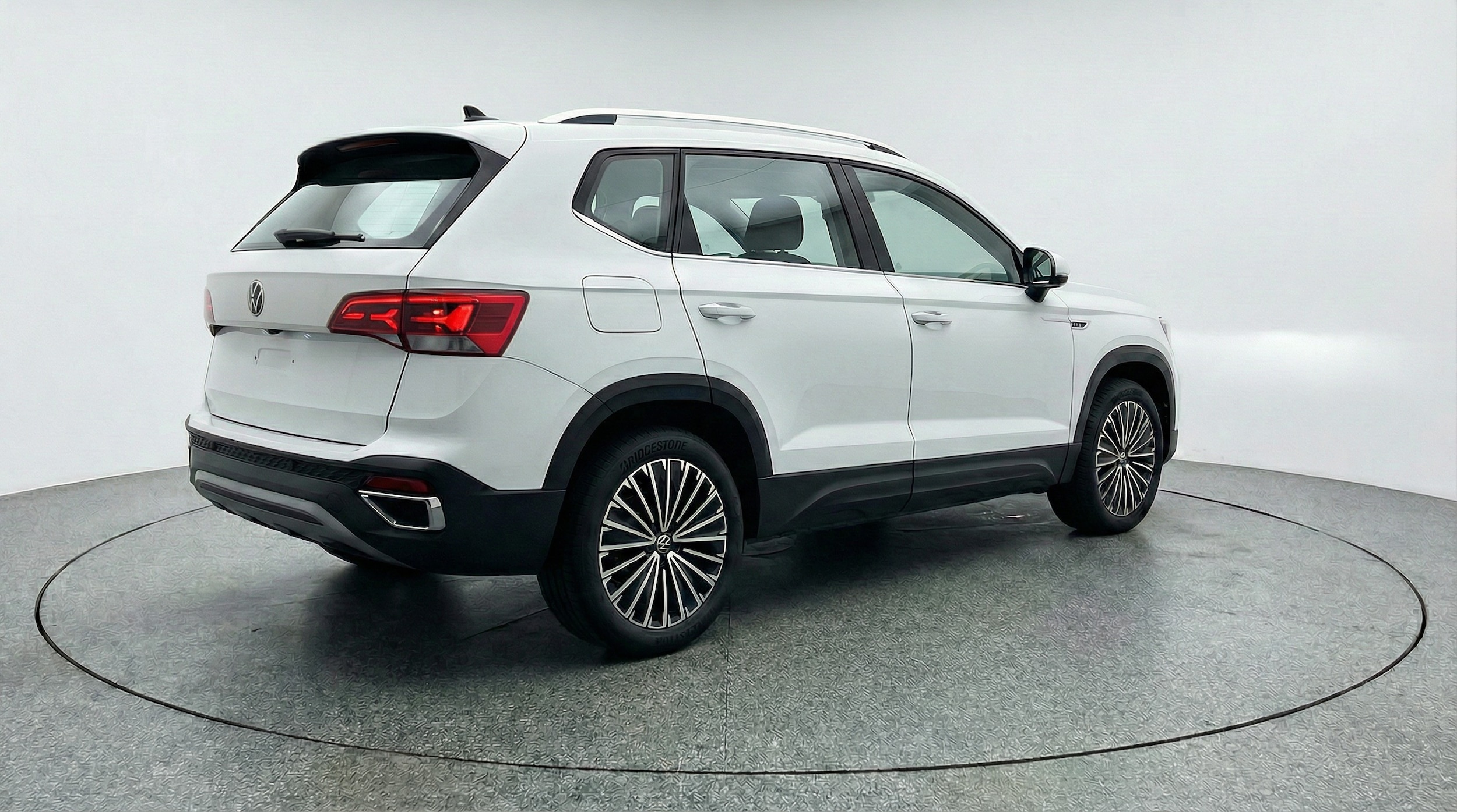 Thumbnail: 2025 Volkswagen Taos - 7