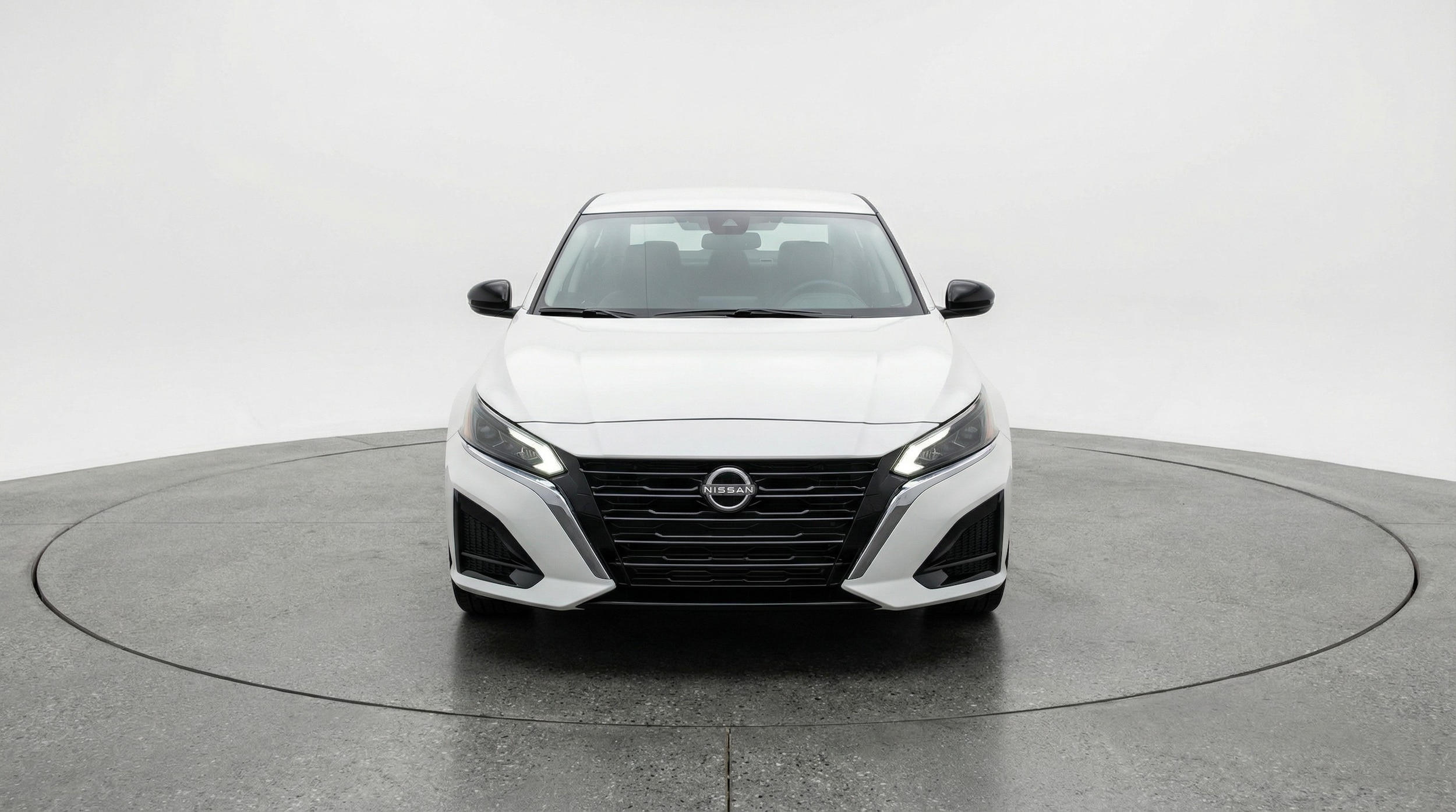 Thumbnail: 2025 Nissan Altima - 2
