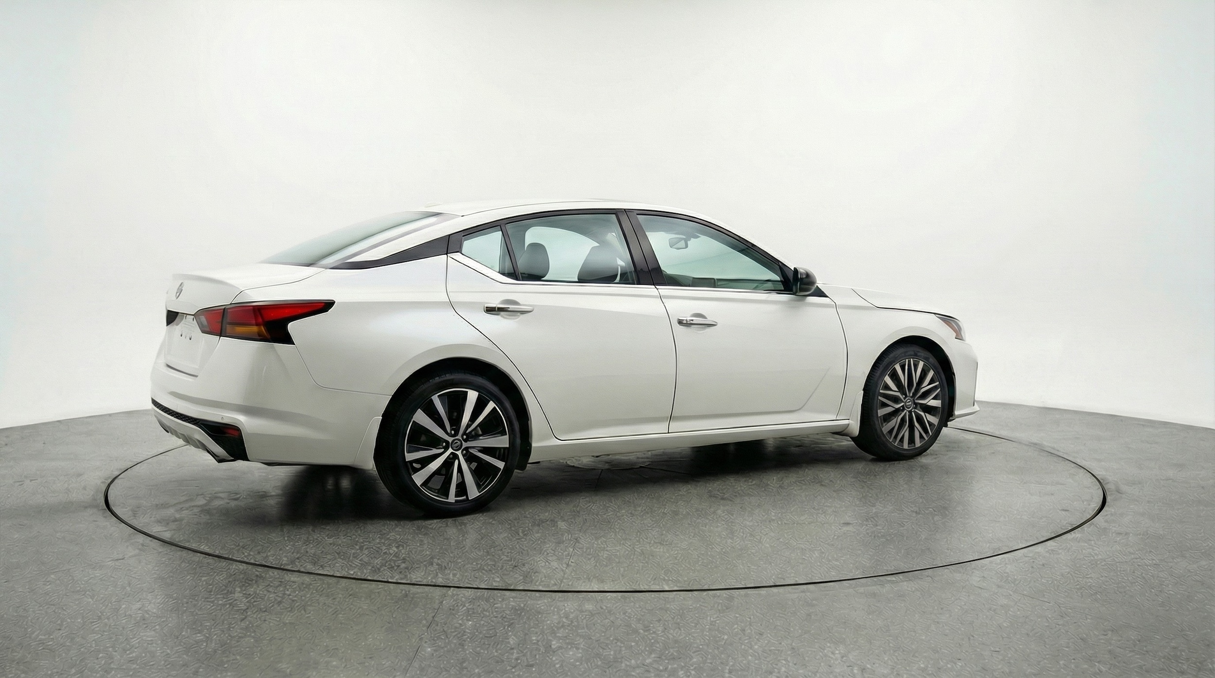 Thumbnail: 2025 Nissan Altima - 7