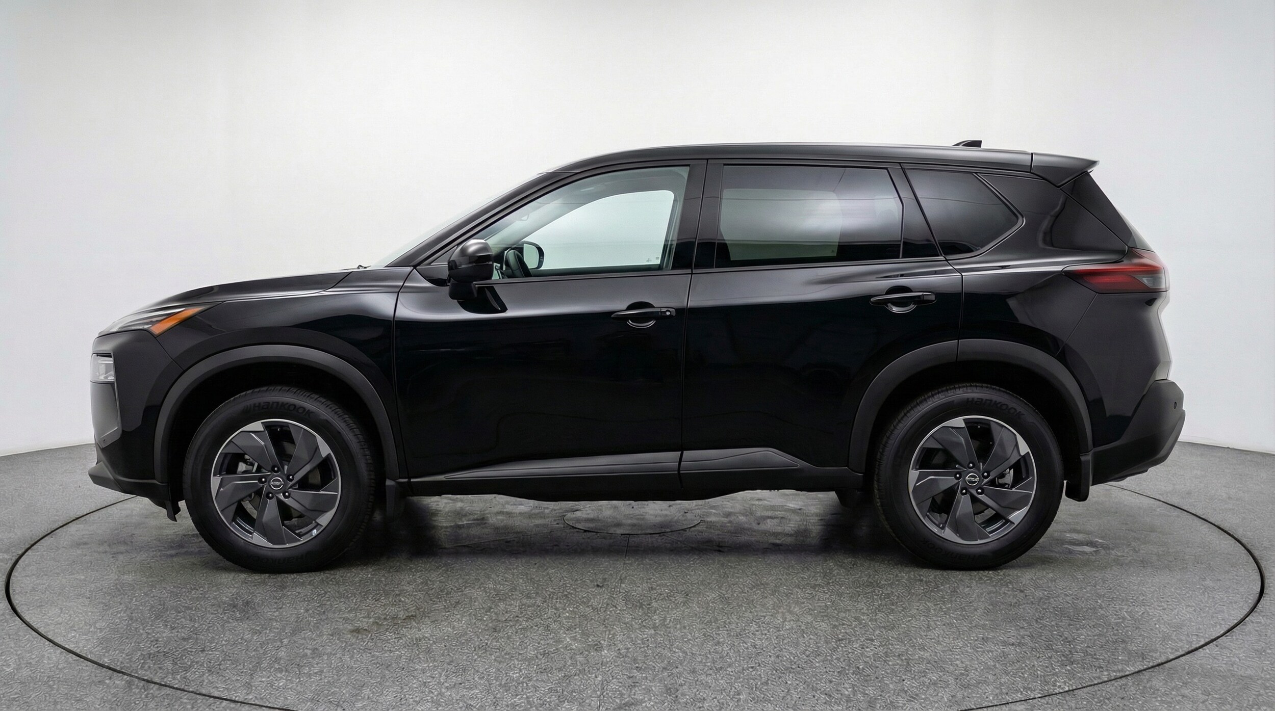 Thumbnail: 2025 Nissan Rogue - 4