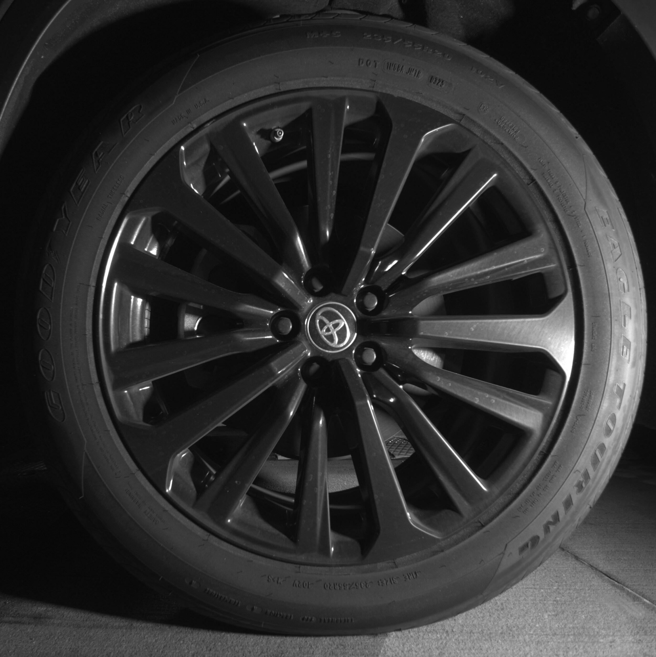 Thumbnail: 2025 Toyota Highlander - 9