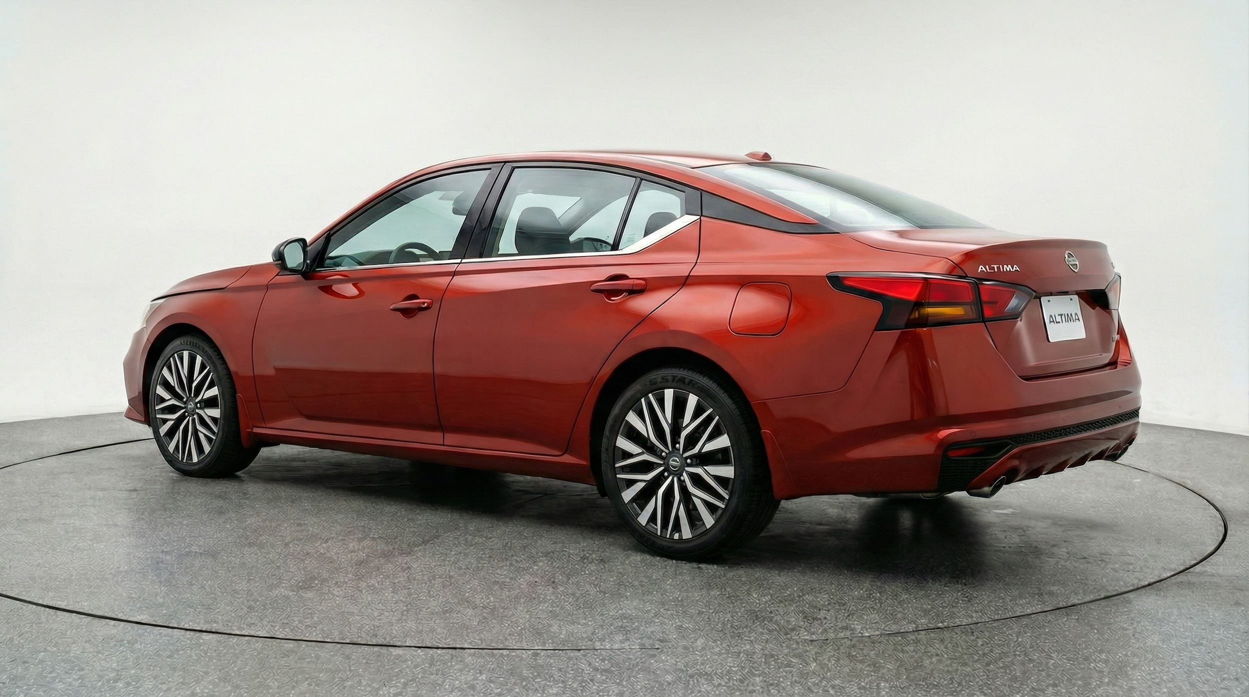 Thumbnail: 2025 Nissan Altima - 5