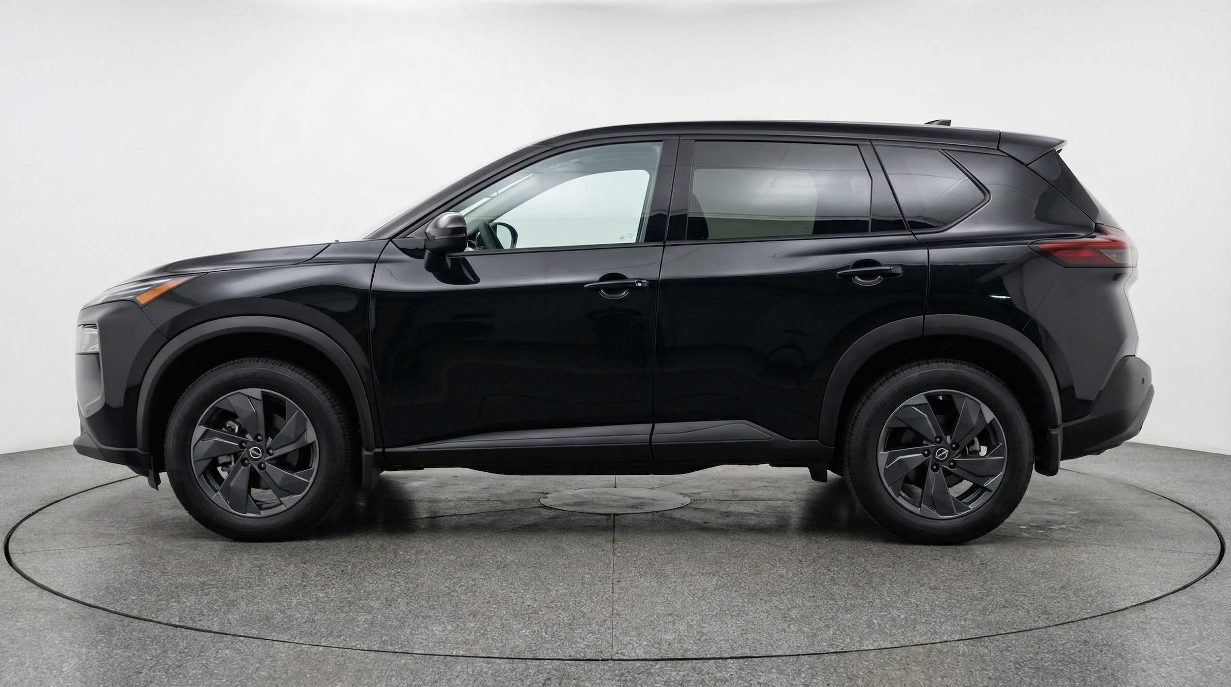 Thumbnail: 2025 Nissan Rogue - 4