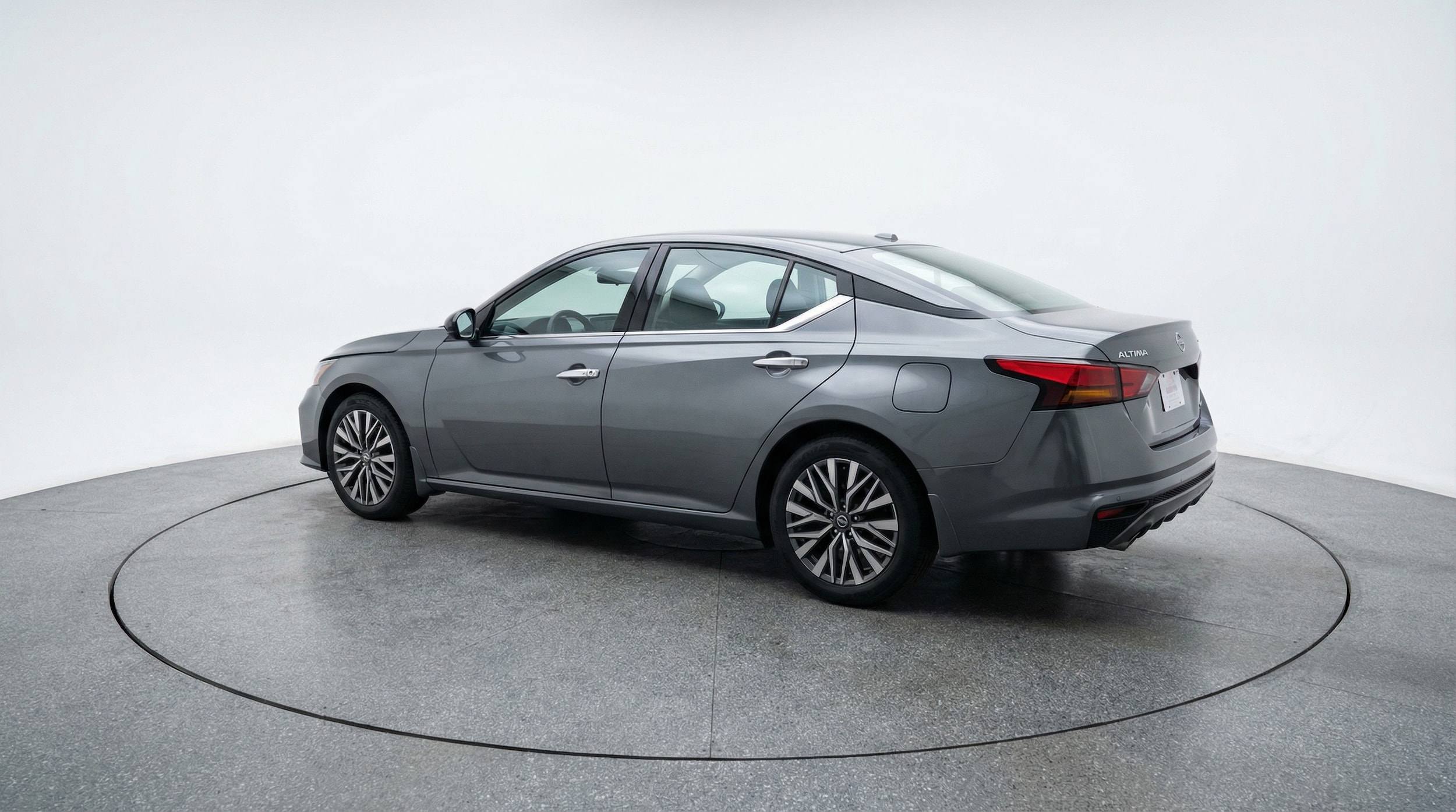 Thumbnail: 2025 Nissan Altima - 5