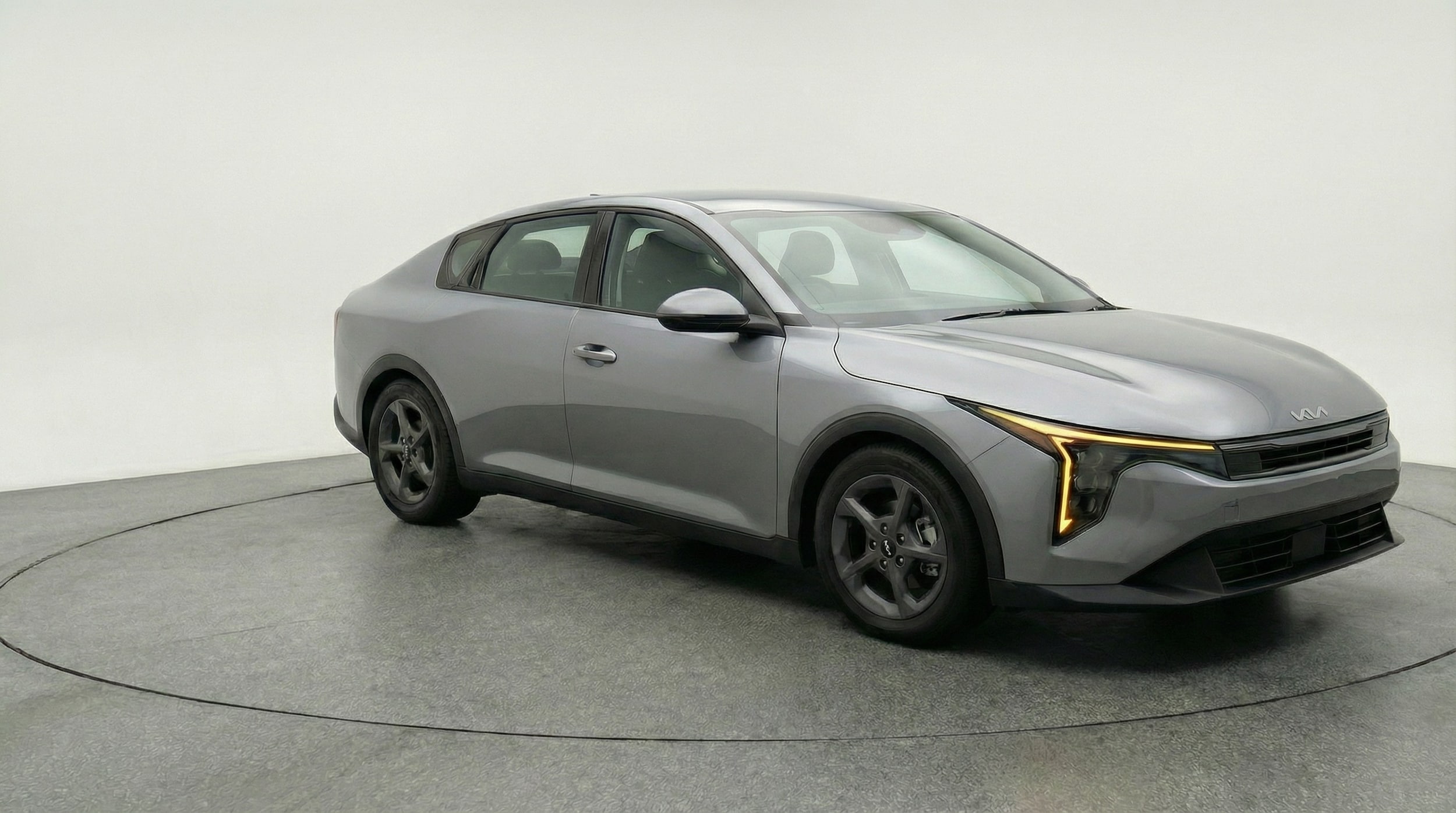 Thumbnail: 2025 Kia K4 - 1