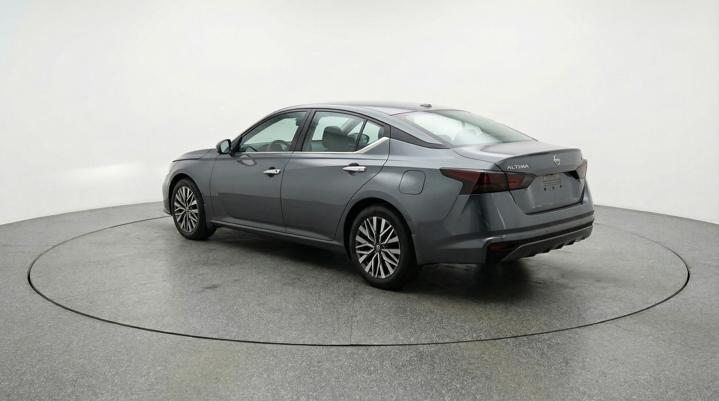 Thumbnail: 2025 Nissan Altima - 5