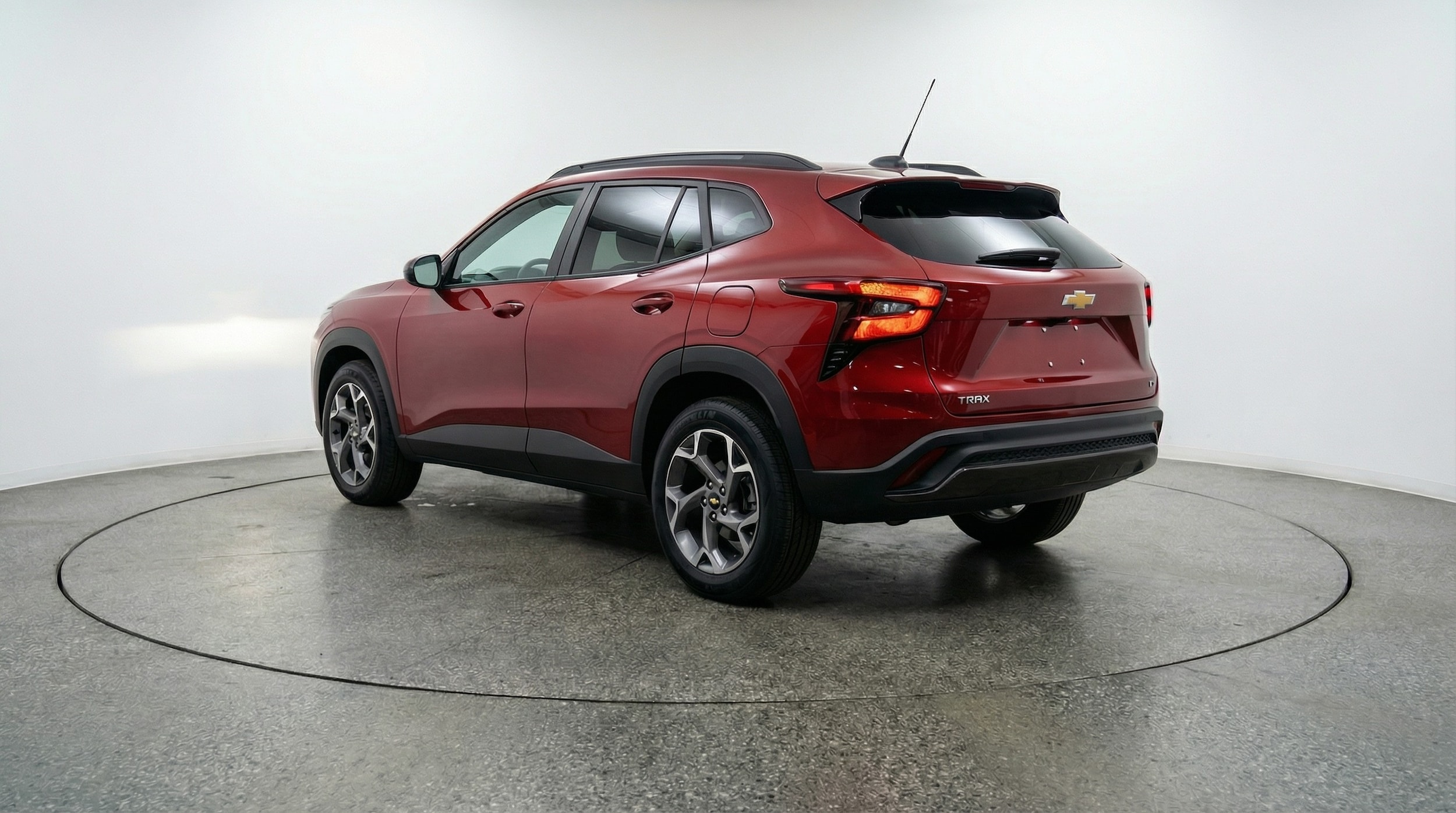 Thumbnail: 2025 Chevrolet Trax - 5