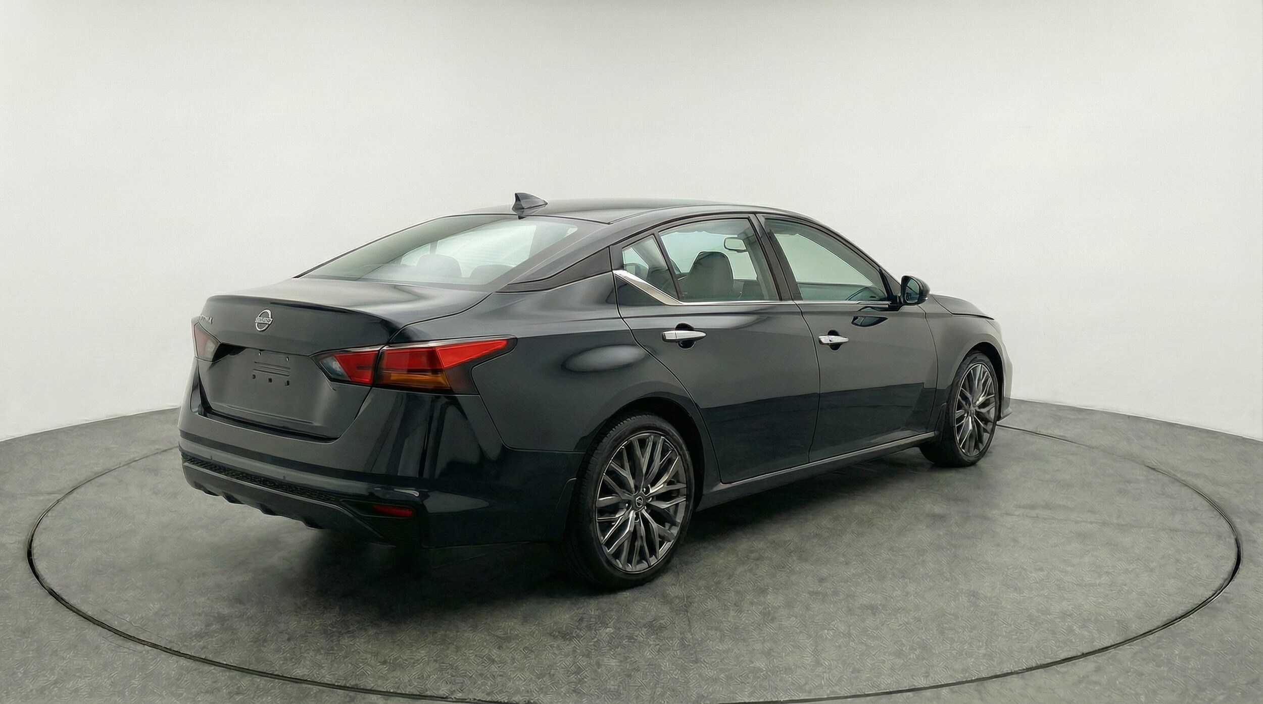 Thumbnail: 2025 Nissan Altima - 7