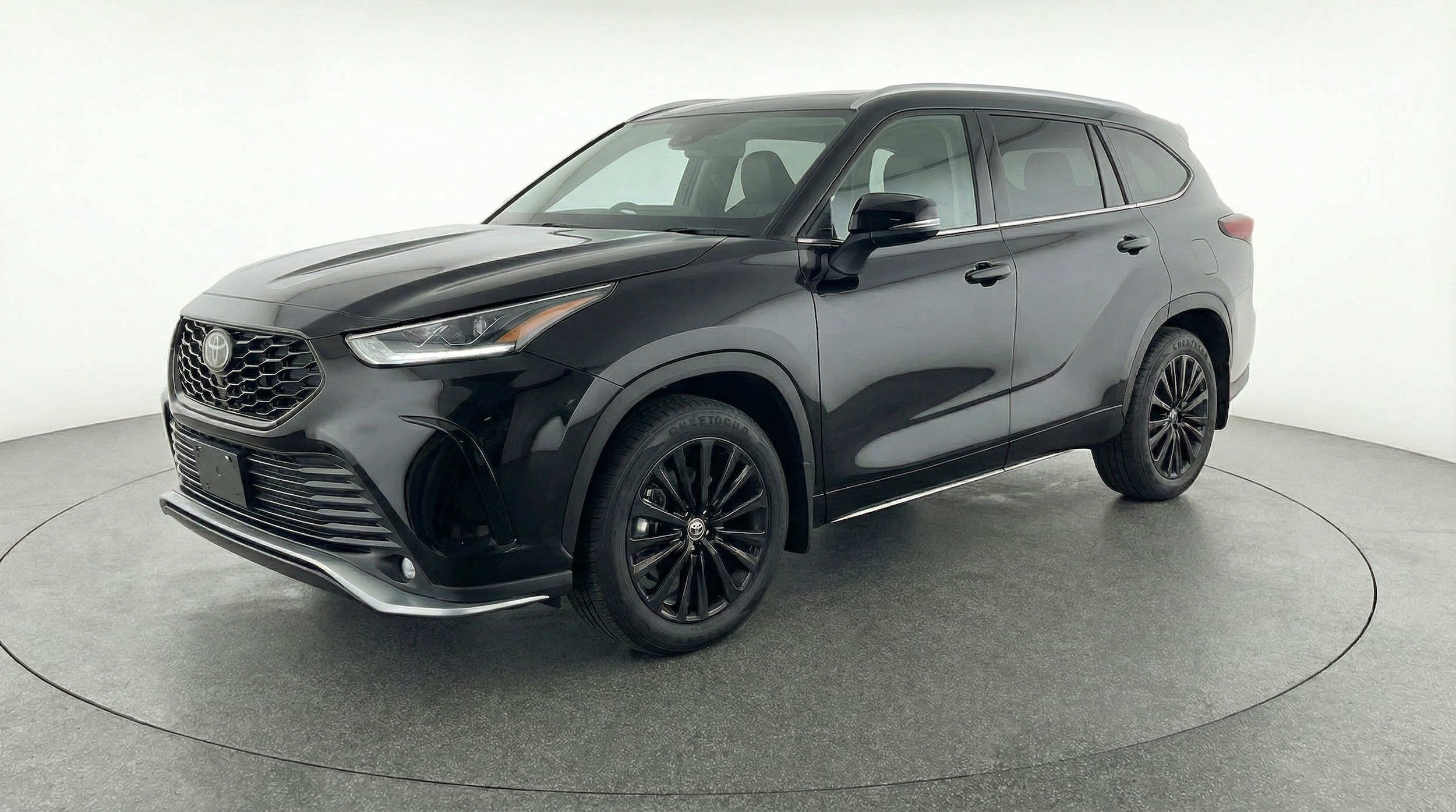 Thumbnail: 2025 Toyota Highlander - 3