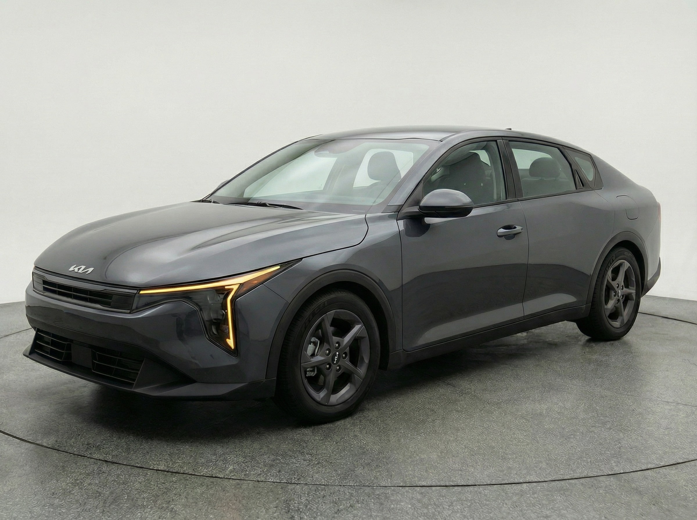 Thumbnail: 2025 Kia K4 - 3