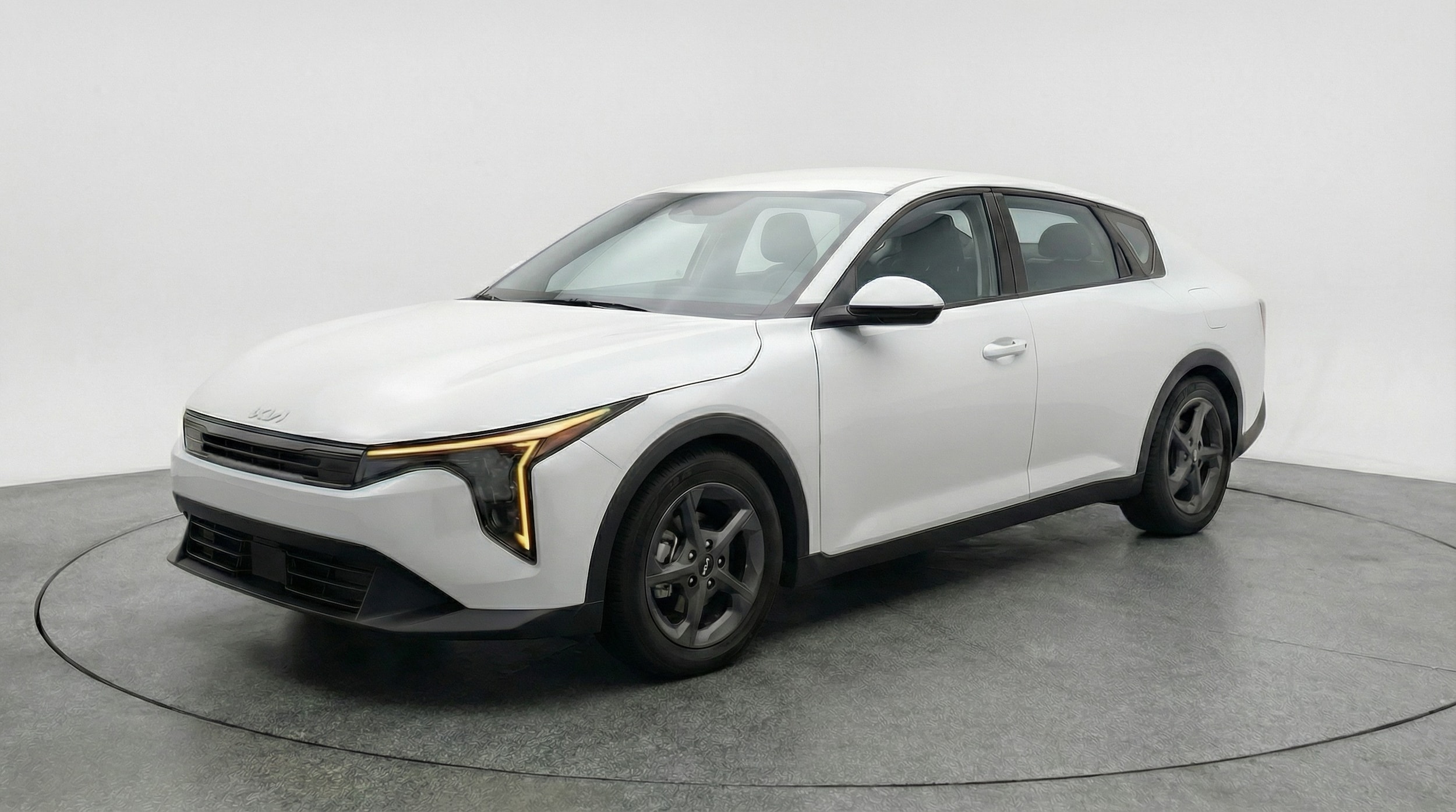 Thumbnail: 2025 Kia K4 - 3