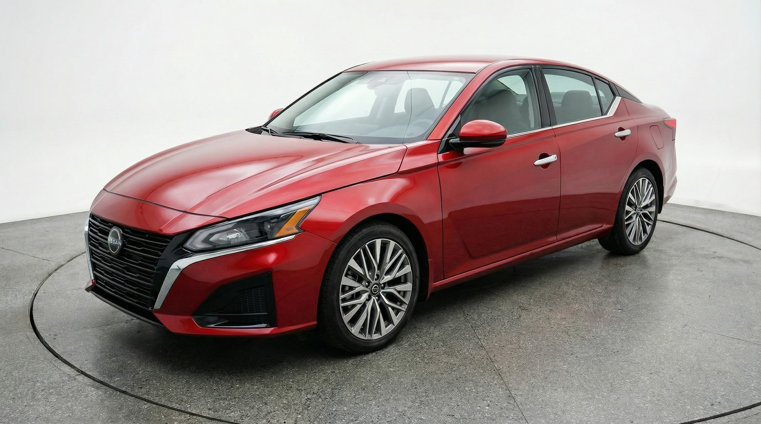 Thumbnail: 2025 Nissan Altima - 3