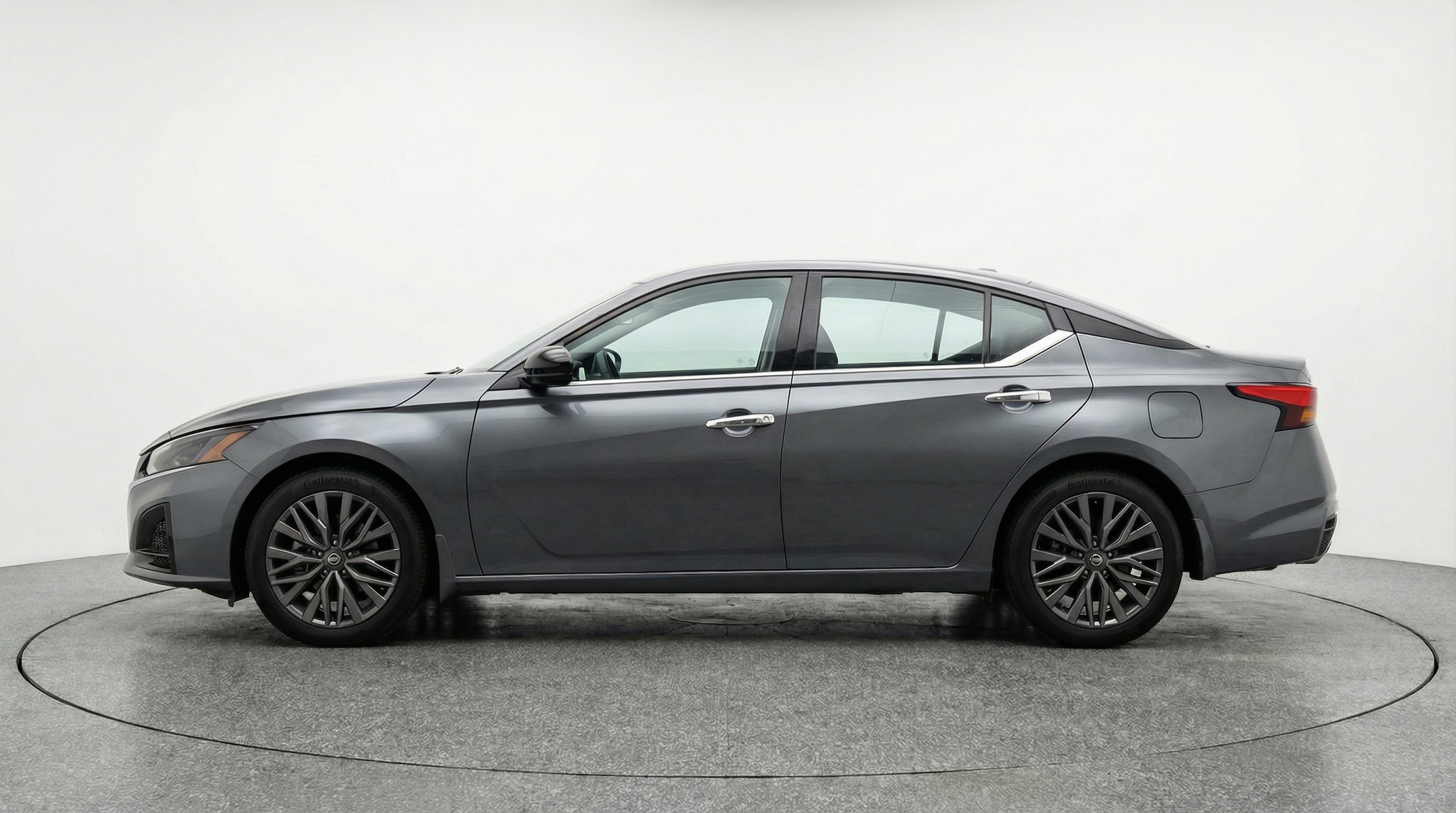 Thumbnail: 2025 Nissan Altima - 4