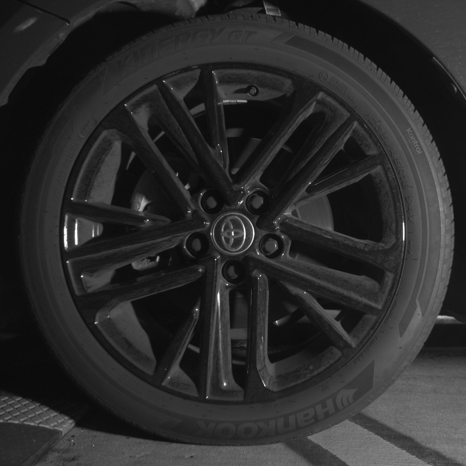 Thumbnail: 2025 Toyota Camry - 9