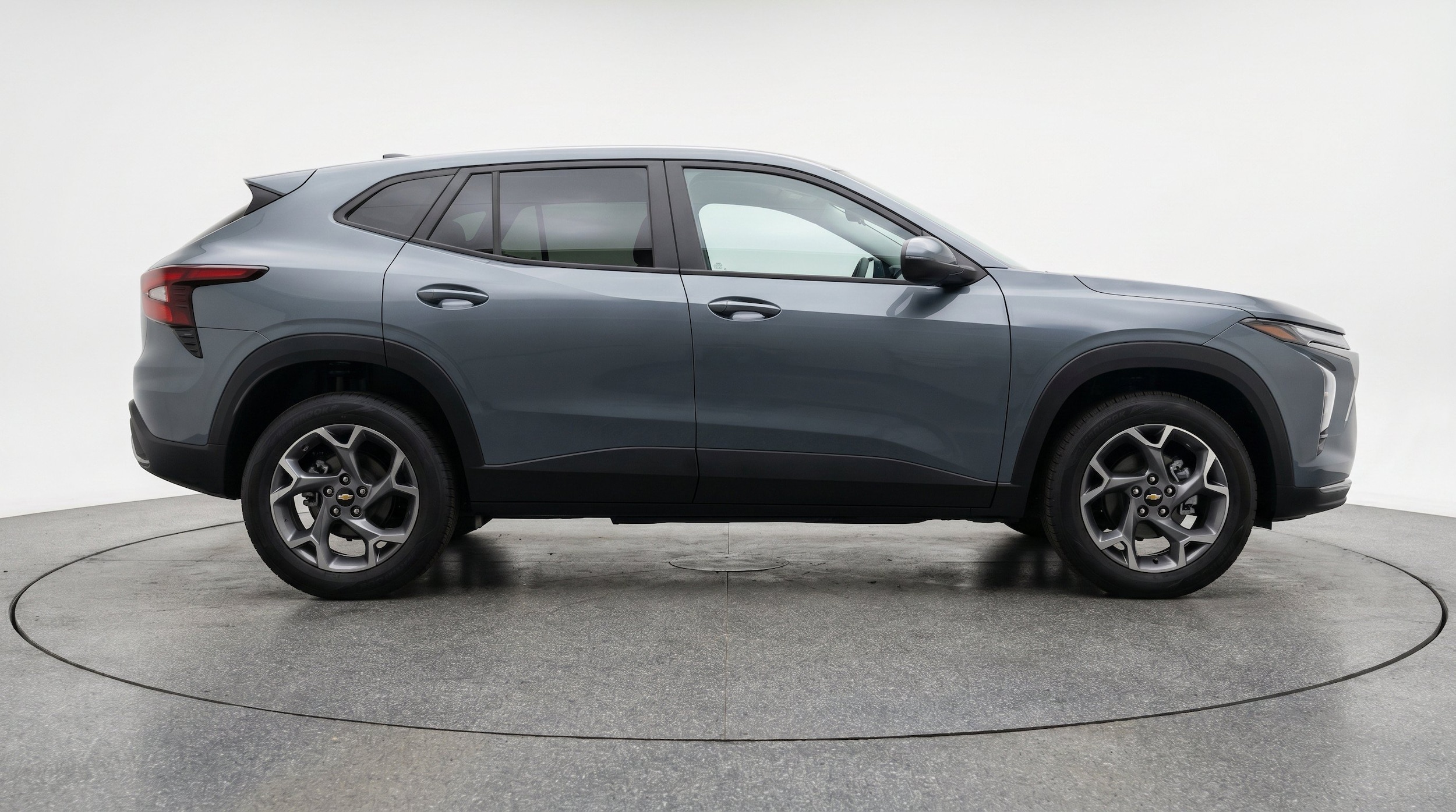 Thumbnail: 2025 Chevrolet Trax - 11