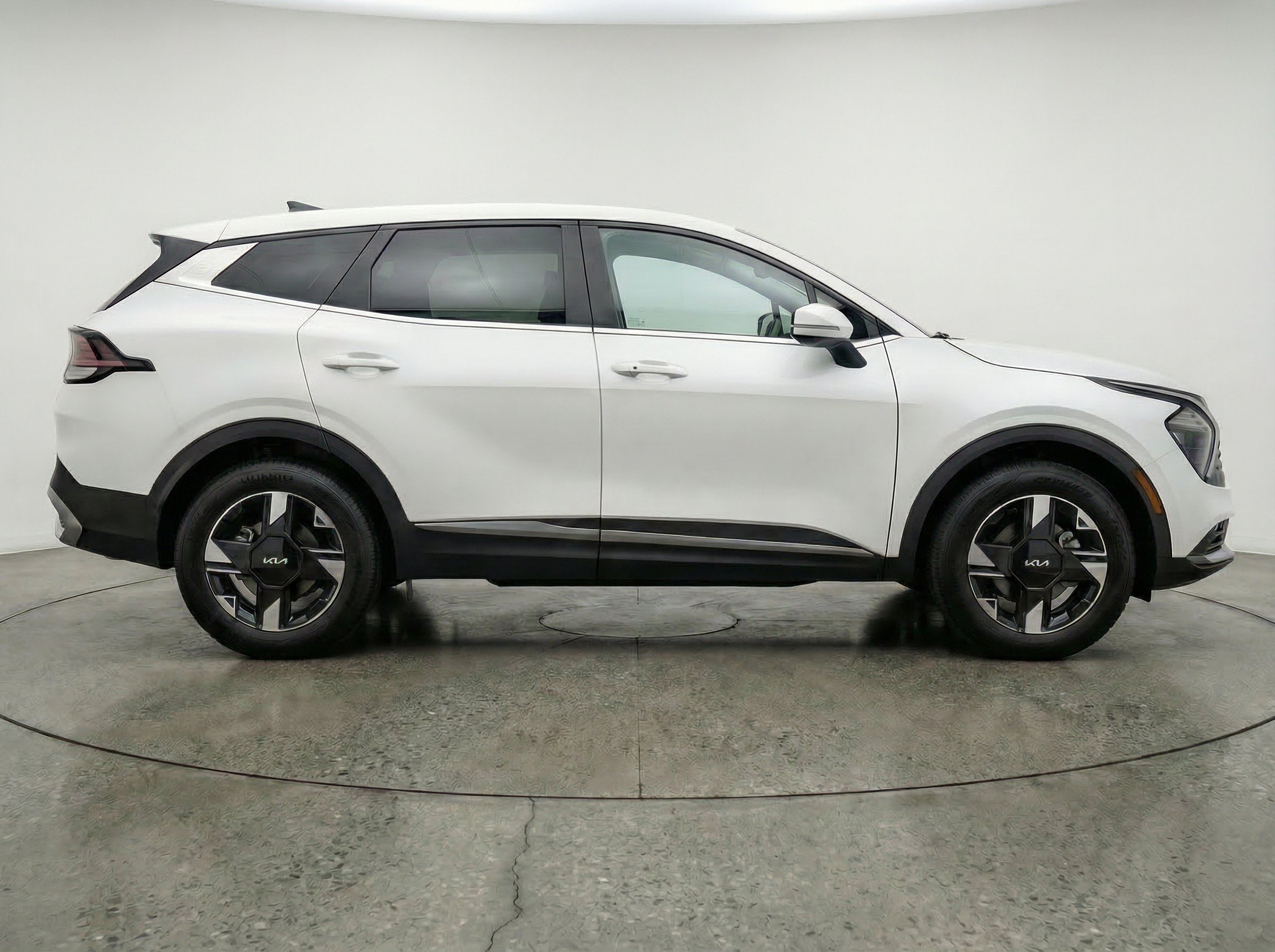 Thumbnail: 2026 Kia Sportage - 11