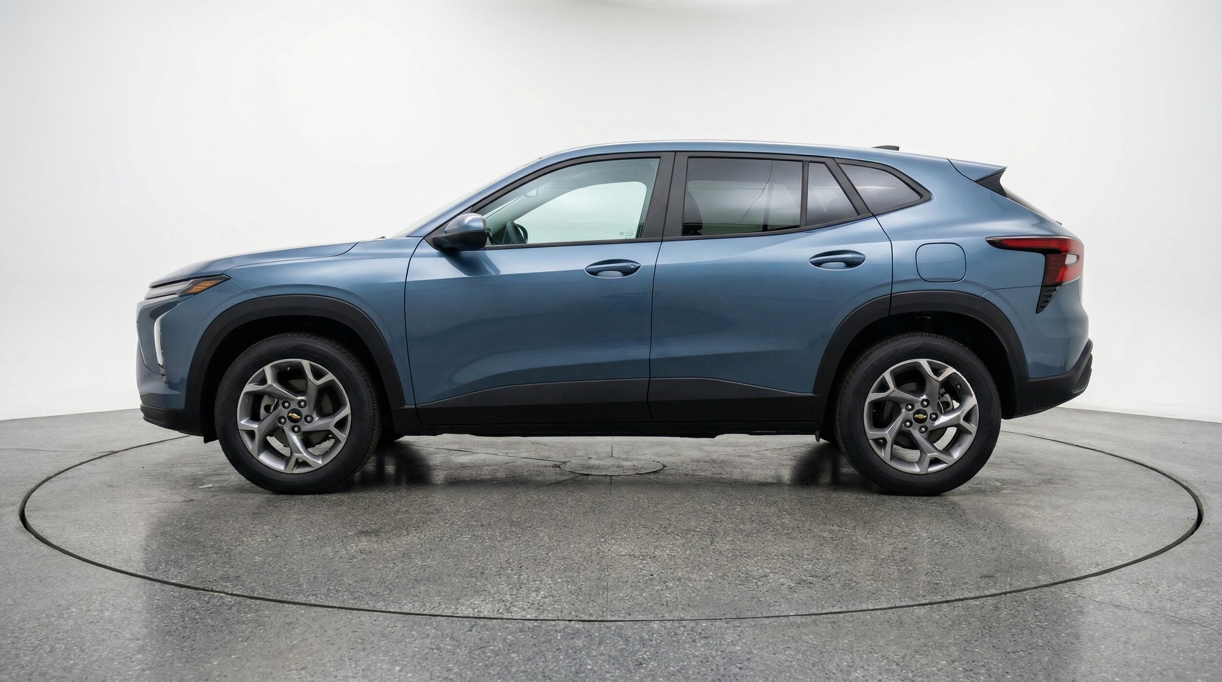 Thumbnail: 2025 Chevrolet Trax - 4