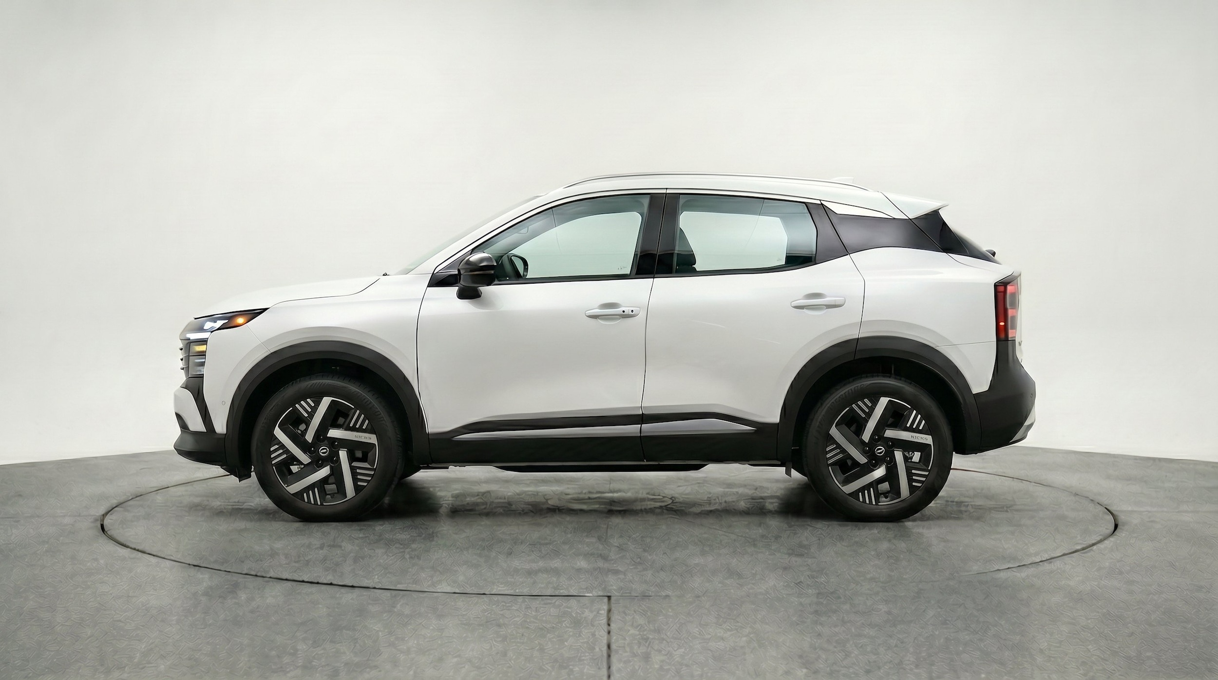 Thumbnail: 2026 Nissan Kicks - 5