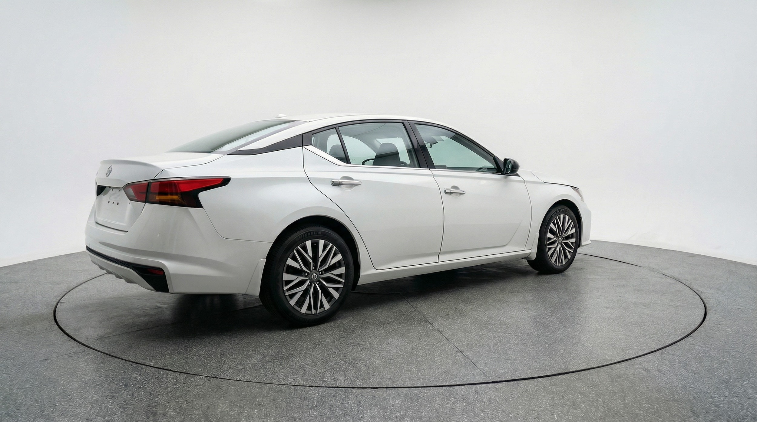 Thumbnail: 2025 Nissan Altima - 7