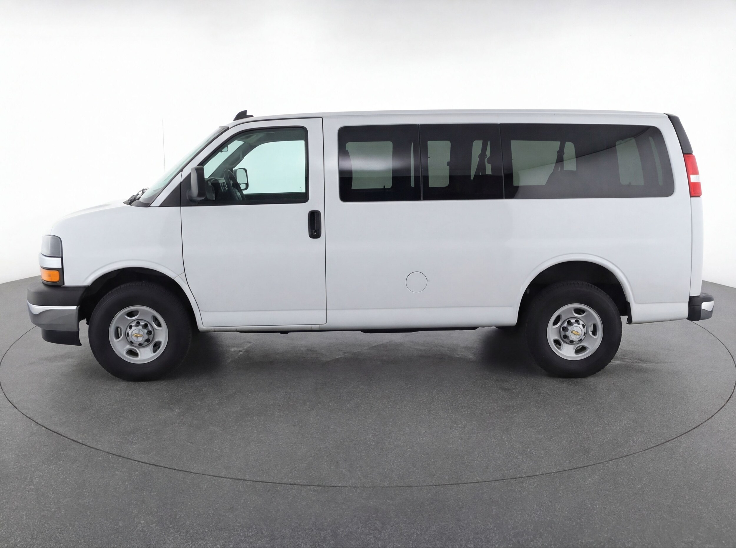 Thumbnail: 2025 Chevrolet Express - 4