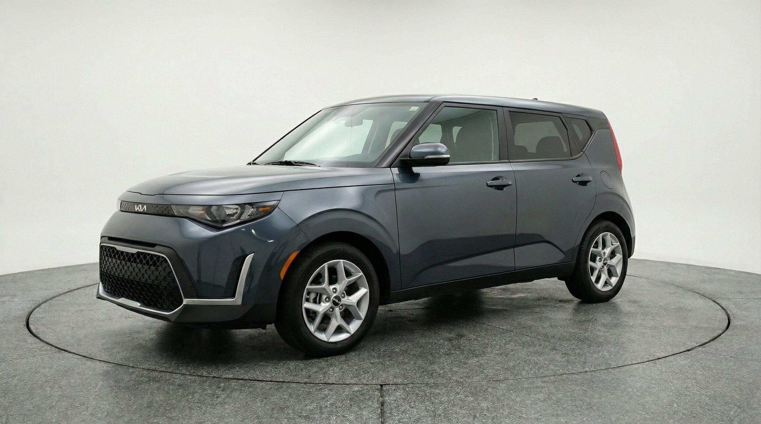 Thumbnail: 2025 Kia Soul - 3