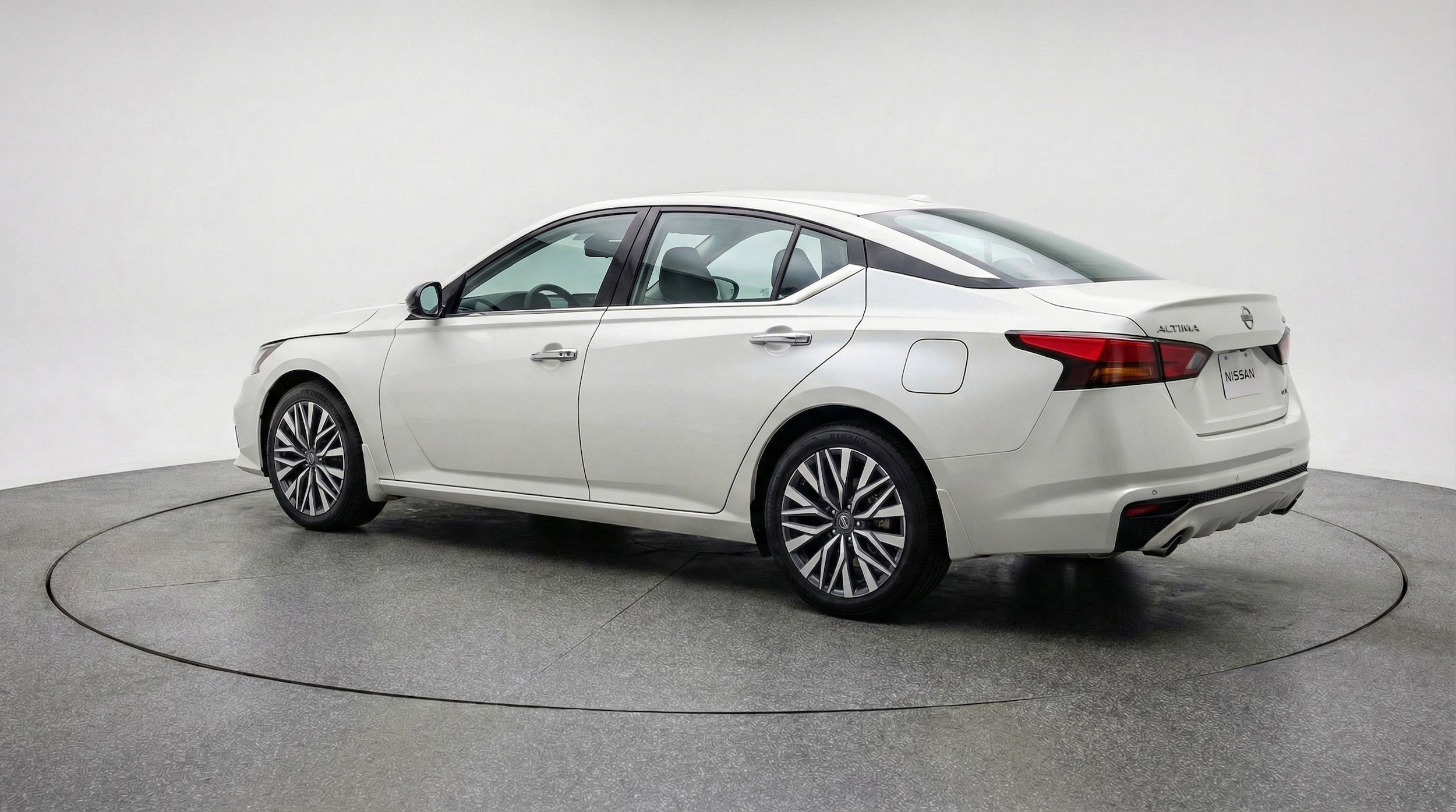 Thumbnail: 2025 Nissan Altima - 6