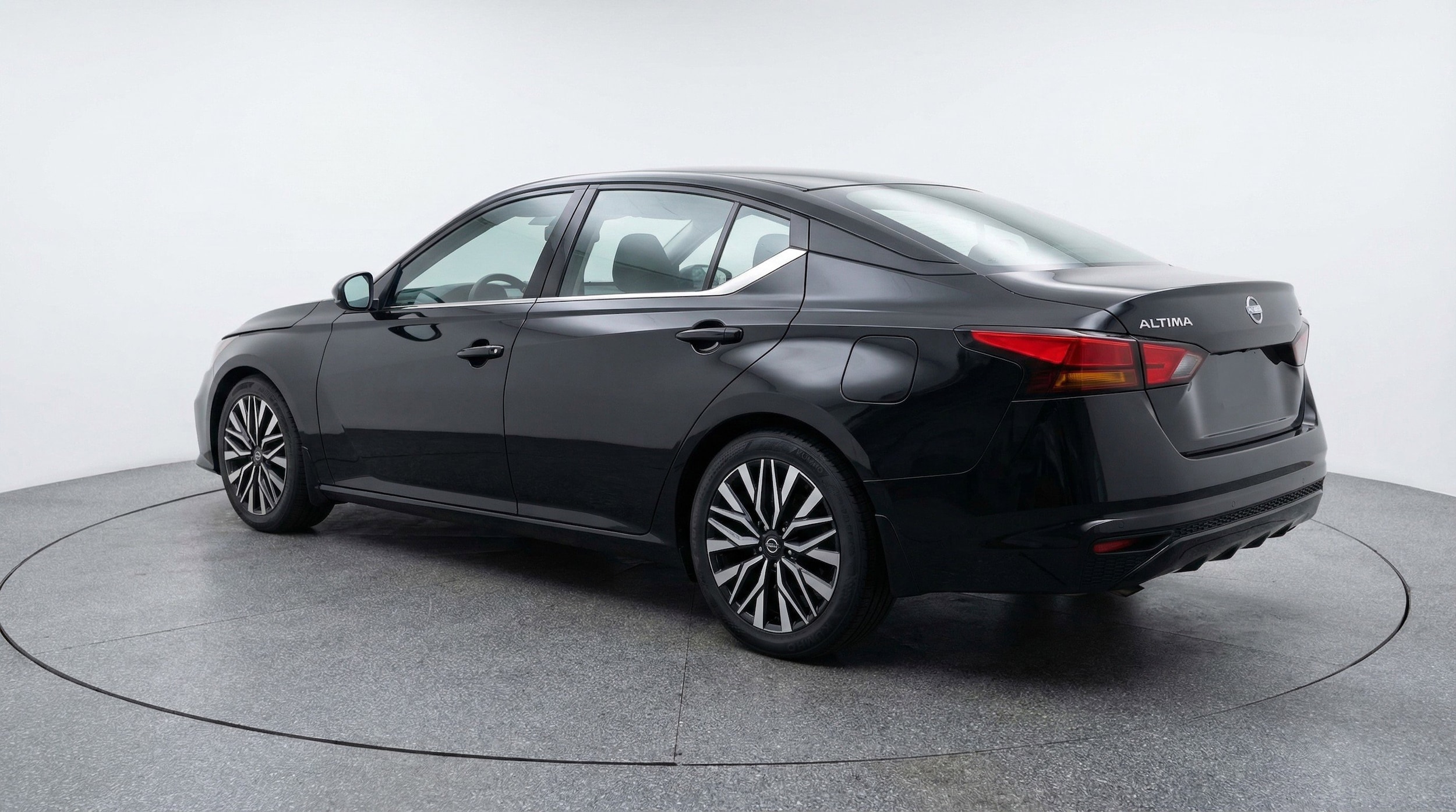 Thumbnail: 2025 Nissan Altima - 6