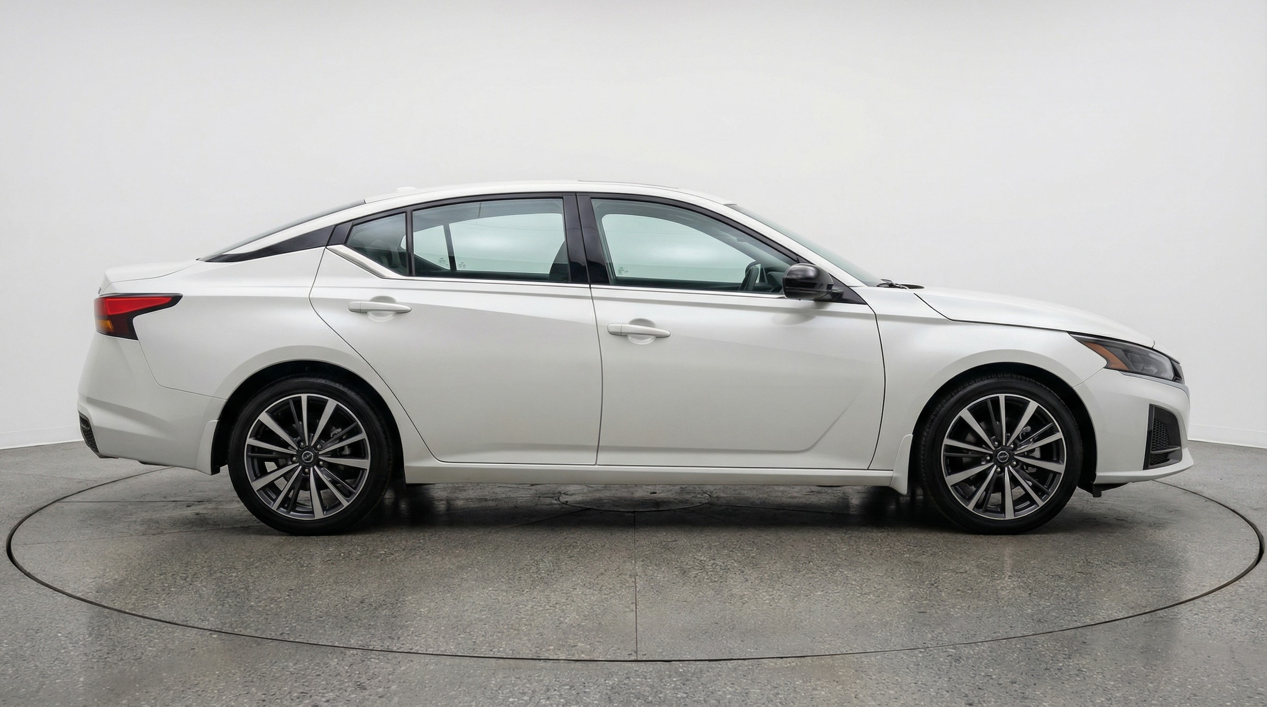 Thumbnail: 2025 Nissan Altima - 8