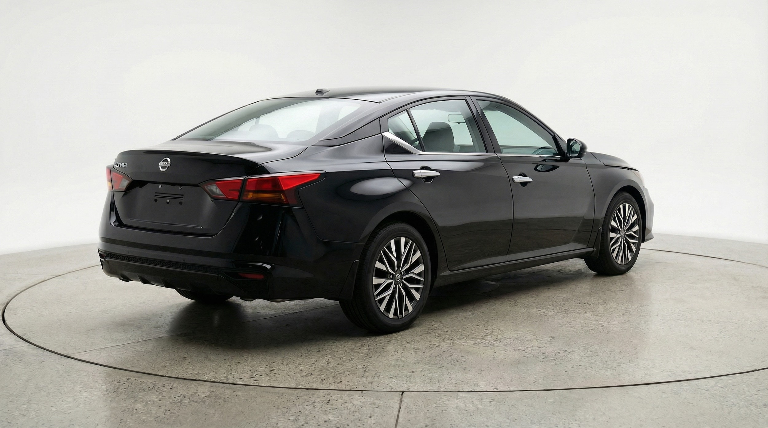 Thumbnail: 2025 Nissan Altima - 7