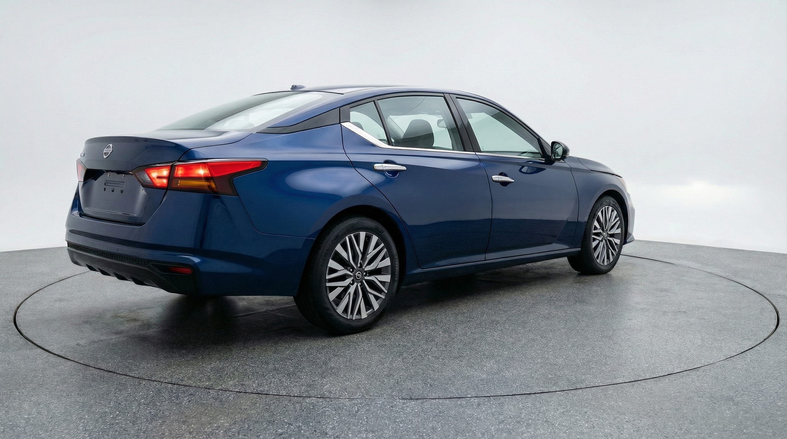 Thumbnail: 2025 Nissan Altima - 7