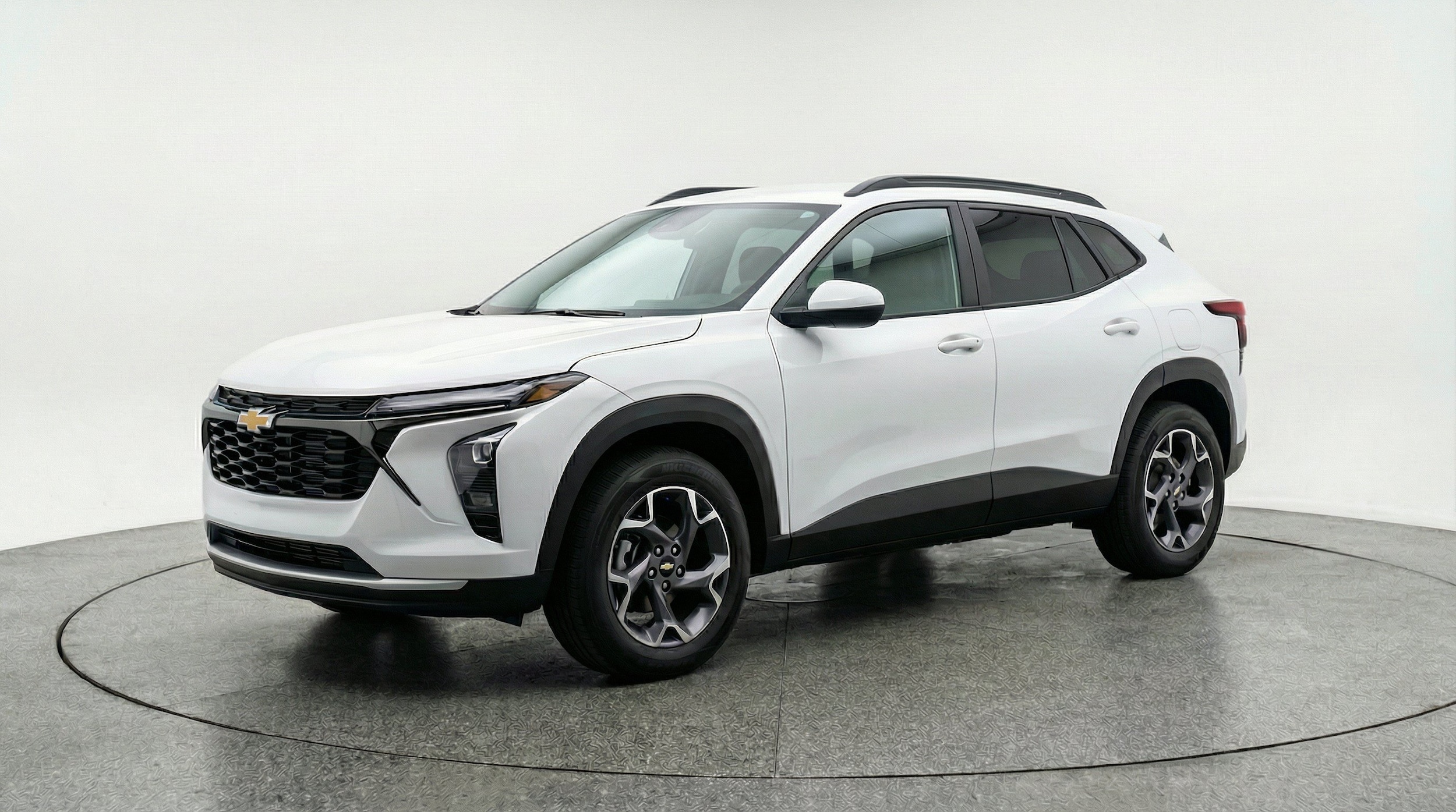 Thumbnail: 2025 Chevrolet Trax - 3