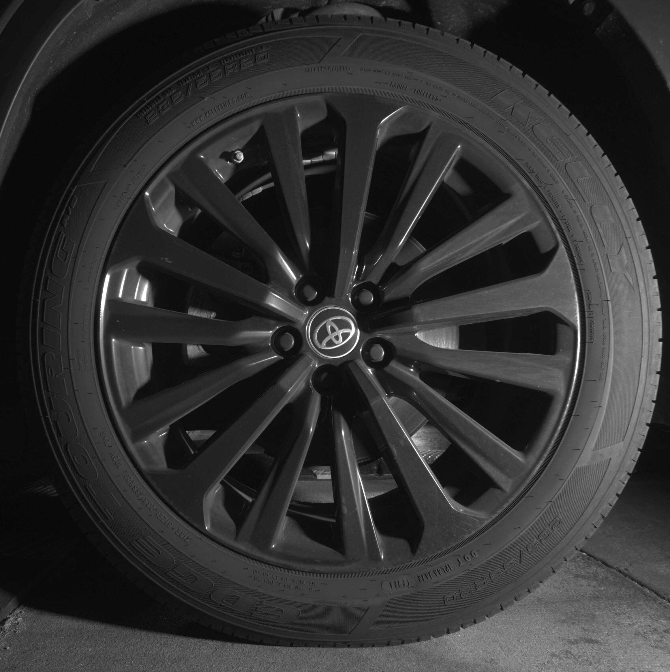 Thumbnail: 2024 Toyota Highlander - 9