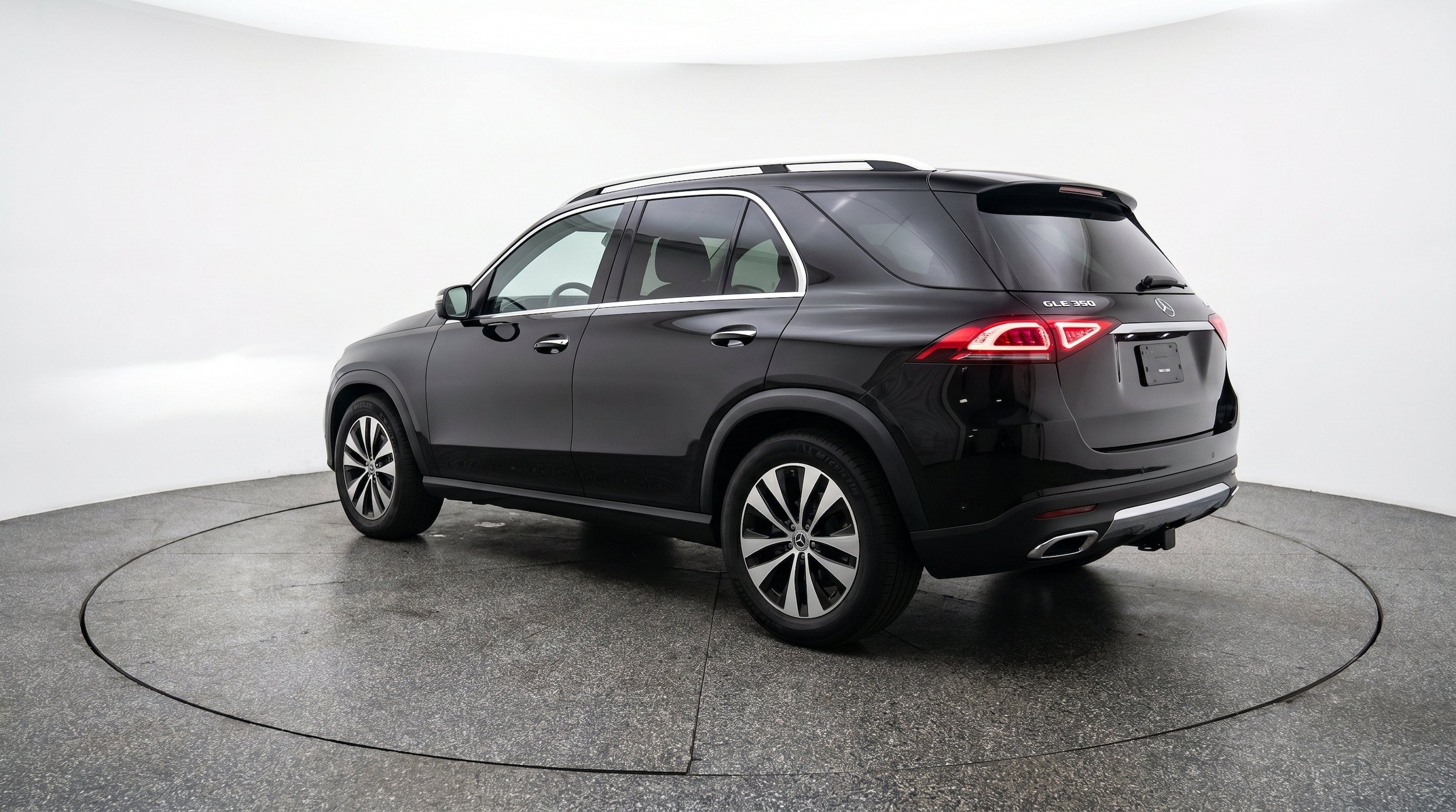 Thumbnail: 2026 Mercedes-Benz GLE - 6