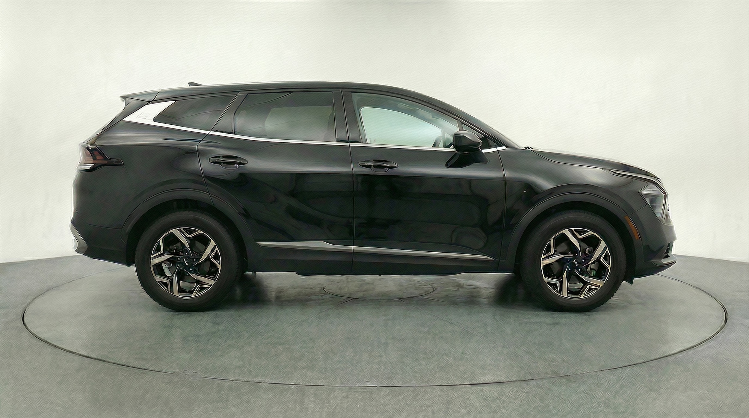 Thumbnail: 2025 Kia Sportage - 8