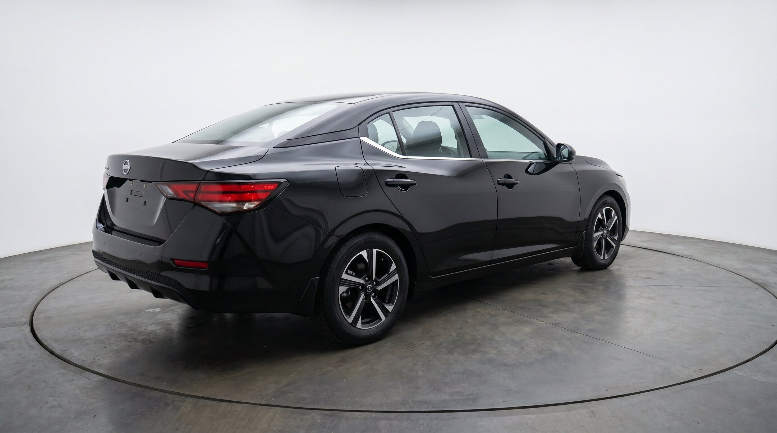 Thumbnail: 2025 Nissan Sentra - 9