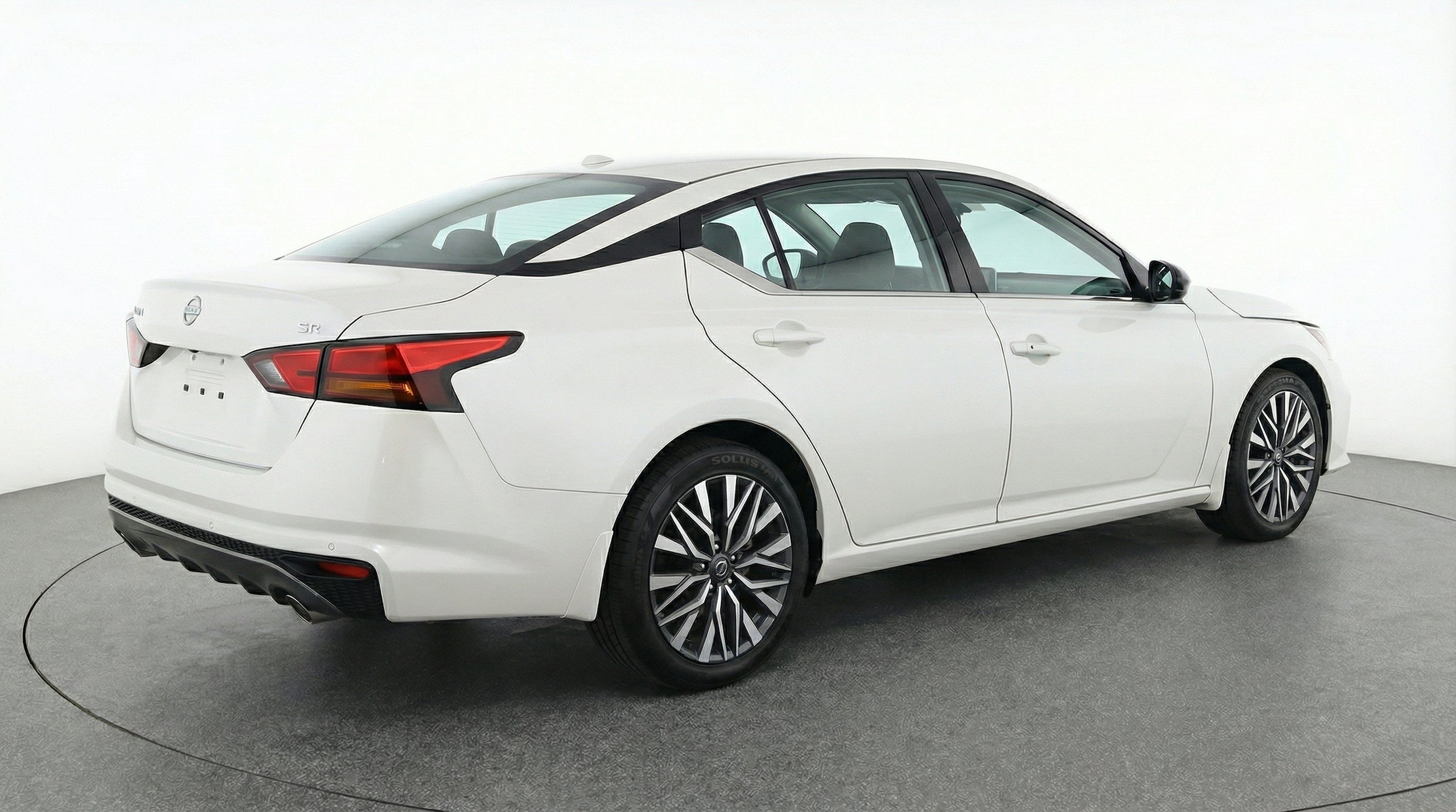 Thumbnail: 2025 Nissan Altima - 9