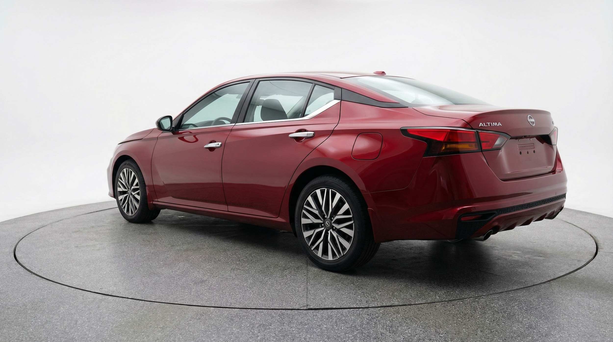 Thumbnail: 2025 Nissan Altima - 5